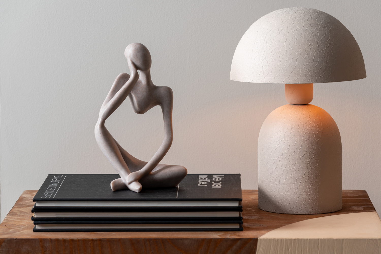 Leitmotiv - Tafellamp Boaz - Warmgrijs