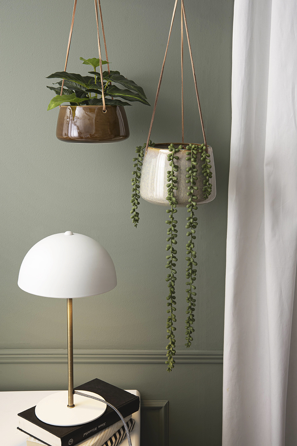 Leitmotiv - Tafellamp Bonnet - Wit