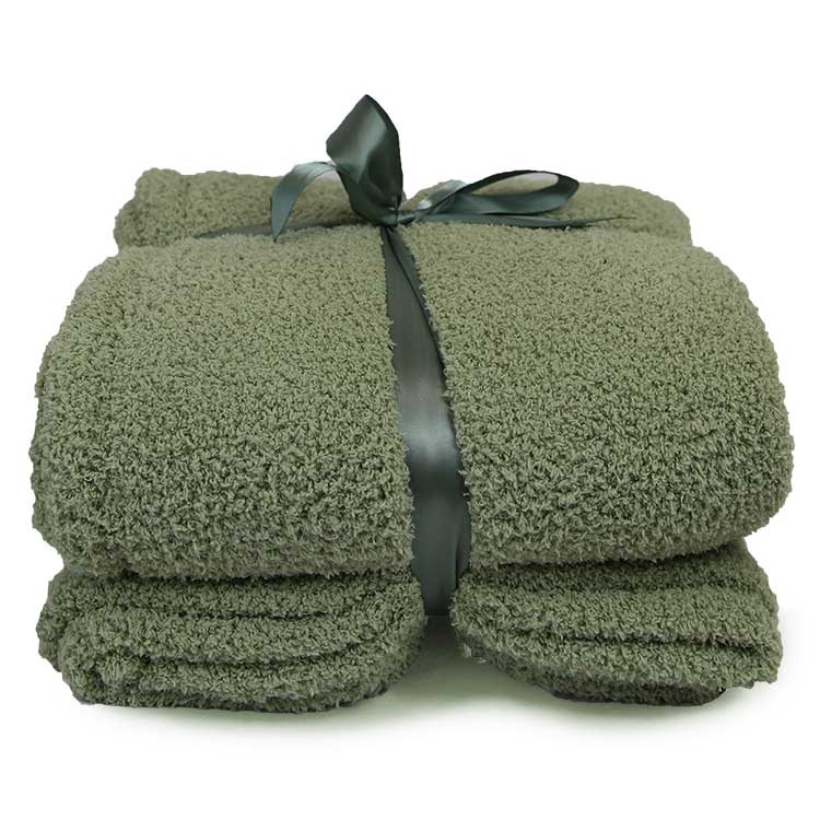 Unique Living - Plaid Jurre Tea Green -150x200cm