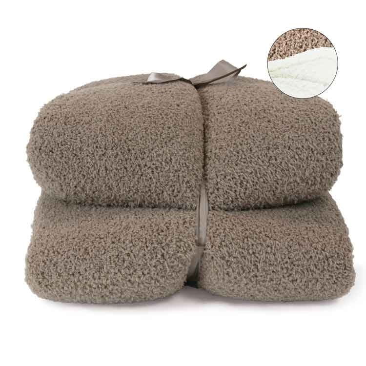 Unique Living - Plaid Douwe Taupe -150x200cm