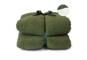 Unique Living - Plaid Douwe Winter Green -150x200cm