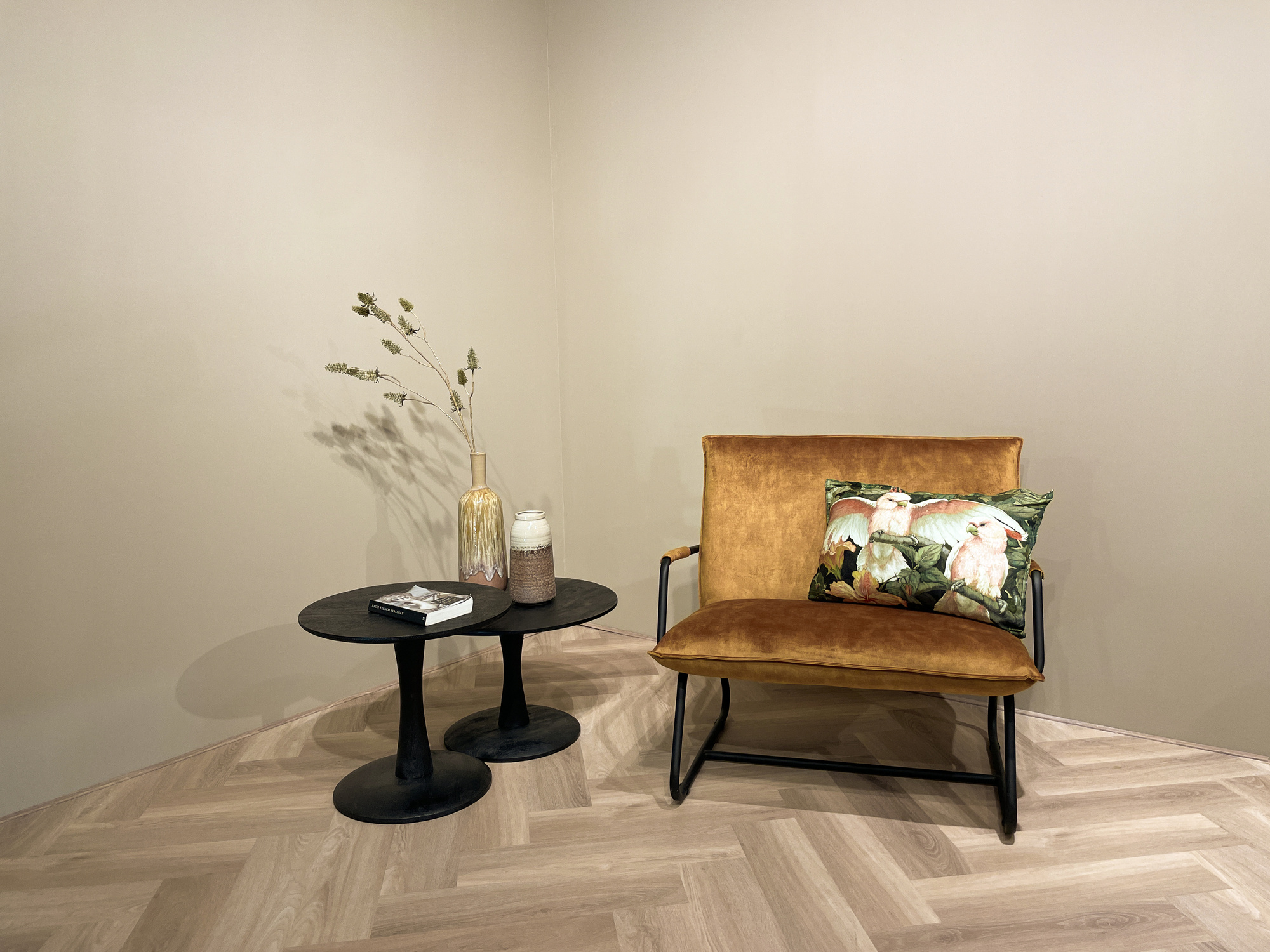 Brix - Salontafel Brix Vivian Zwart - 60x60x38cm - Mangohout