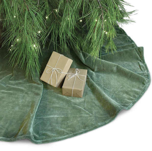 Unique Living - Treeskirt Kelsey 120Øcm oil green - Kerstboomkleed