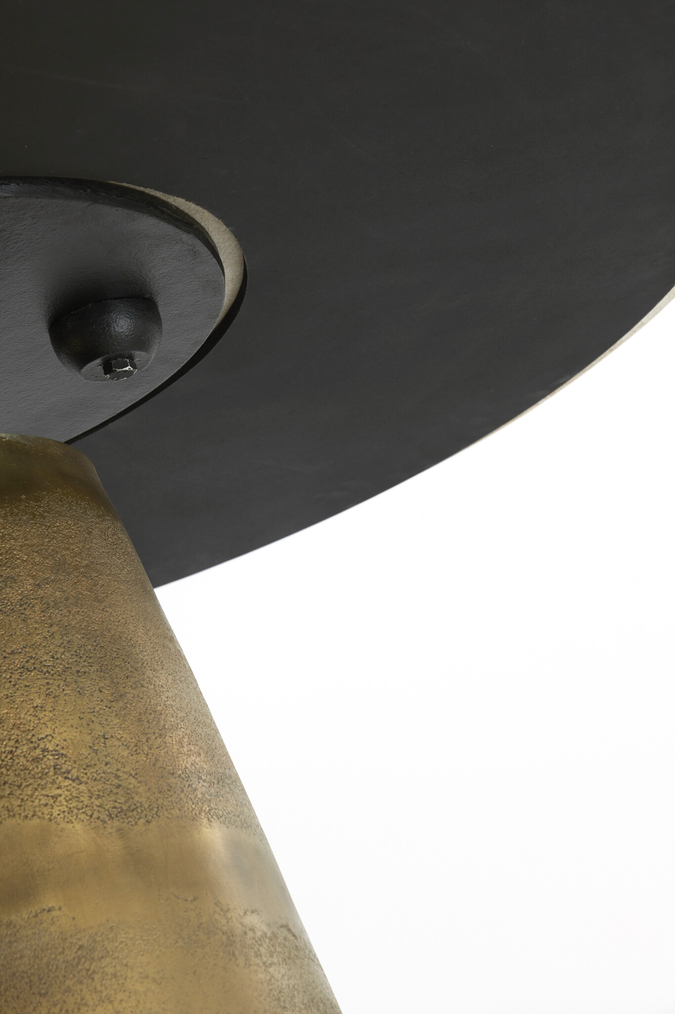 Light & Living - Eettafel YNEZ - Ø120x78cm - Bruin