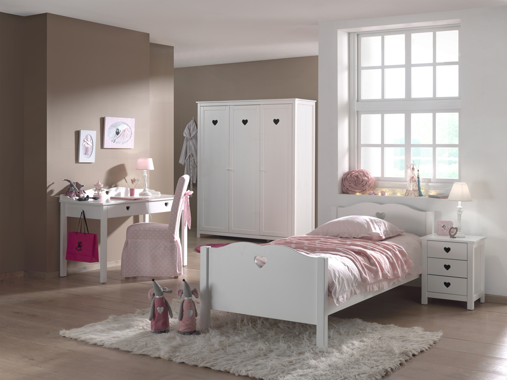 LUCEVI - Amori bed + Lattenbodem + Nachtkastje + 3 Deurs Kleerkast + Bureau - Wit - 90x200 cm
