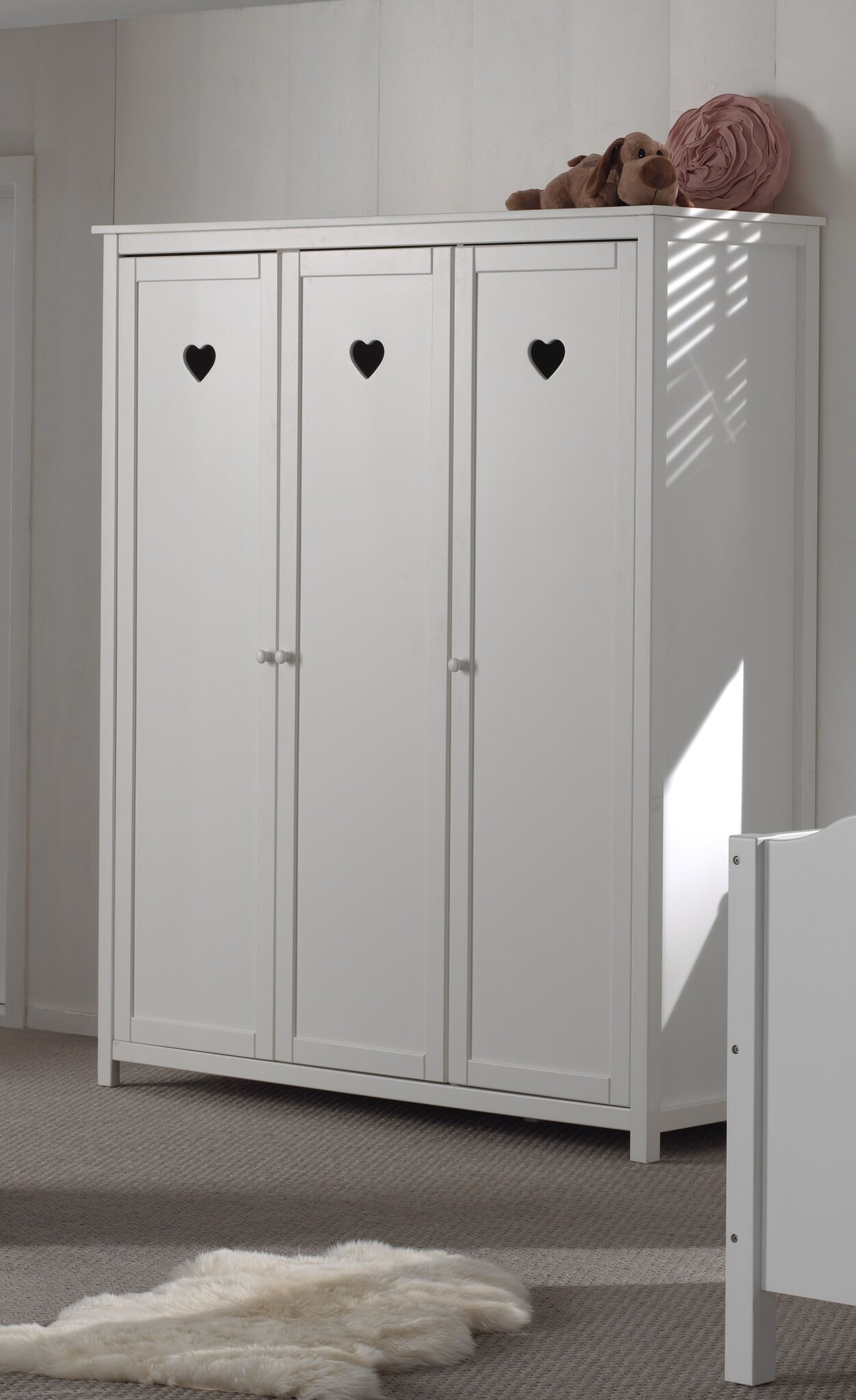 LUCEVI - Amori bed + Lattenbodem + Nachtkastje + 3 Deurs Kleerkast + Bureau - Wit - 90x200 cm