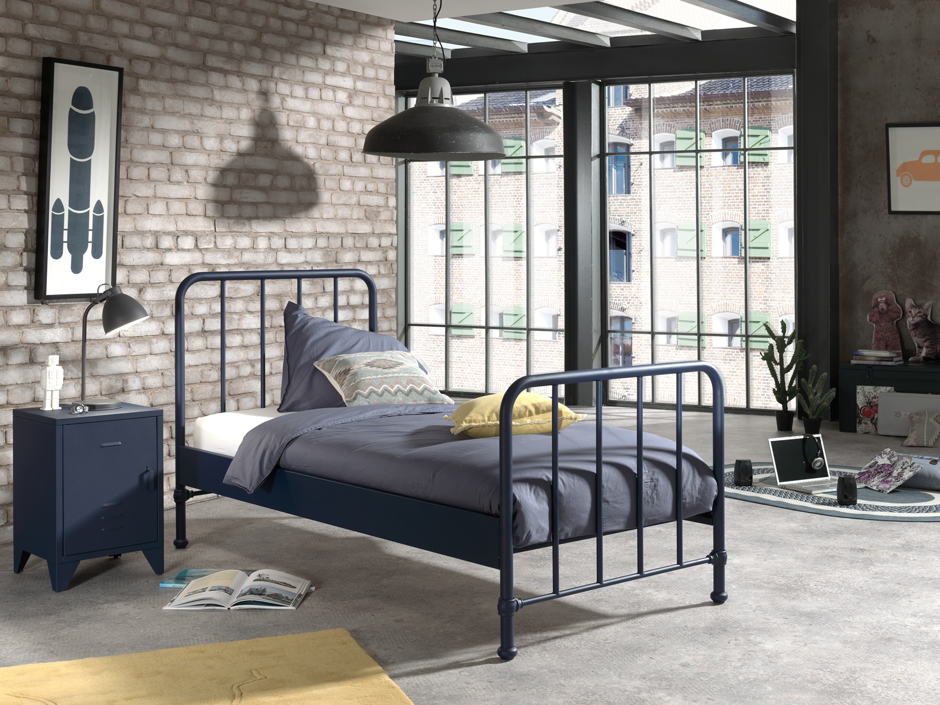 LUCEVI - Bronxx bed + Nachtkastje - Blue Denim - 90x200 cm