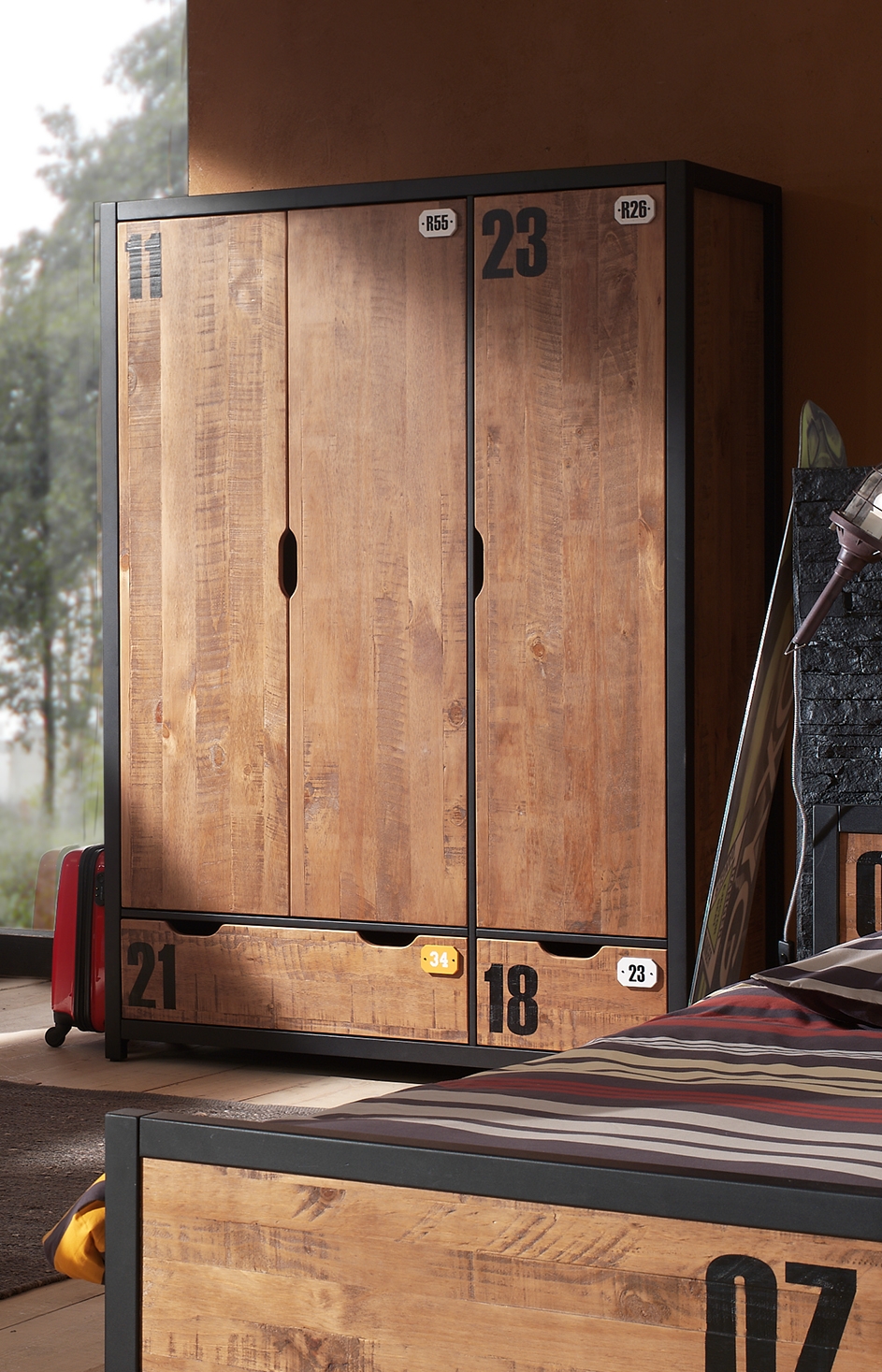 LUCEVI - Alex 3 Deurs Kleerkast 200x148x55cm - Bruin