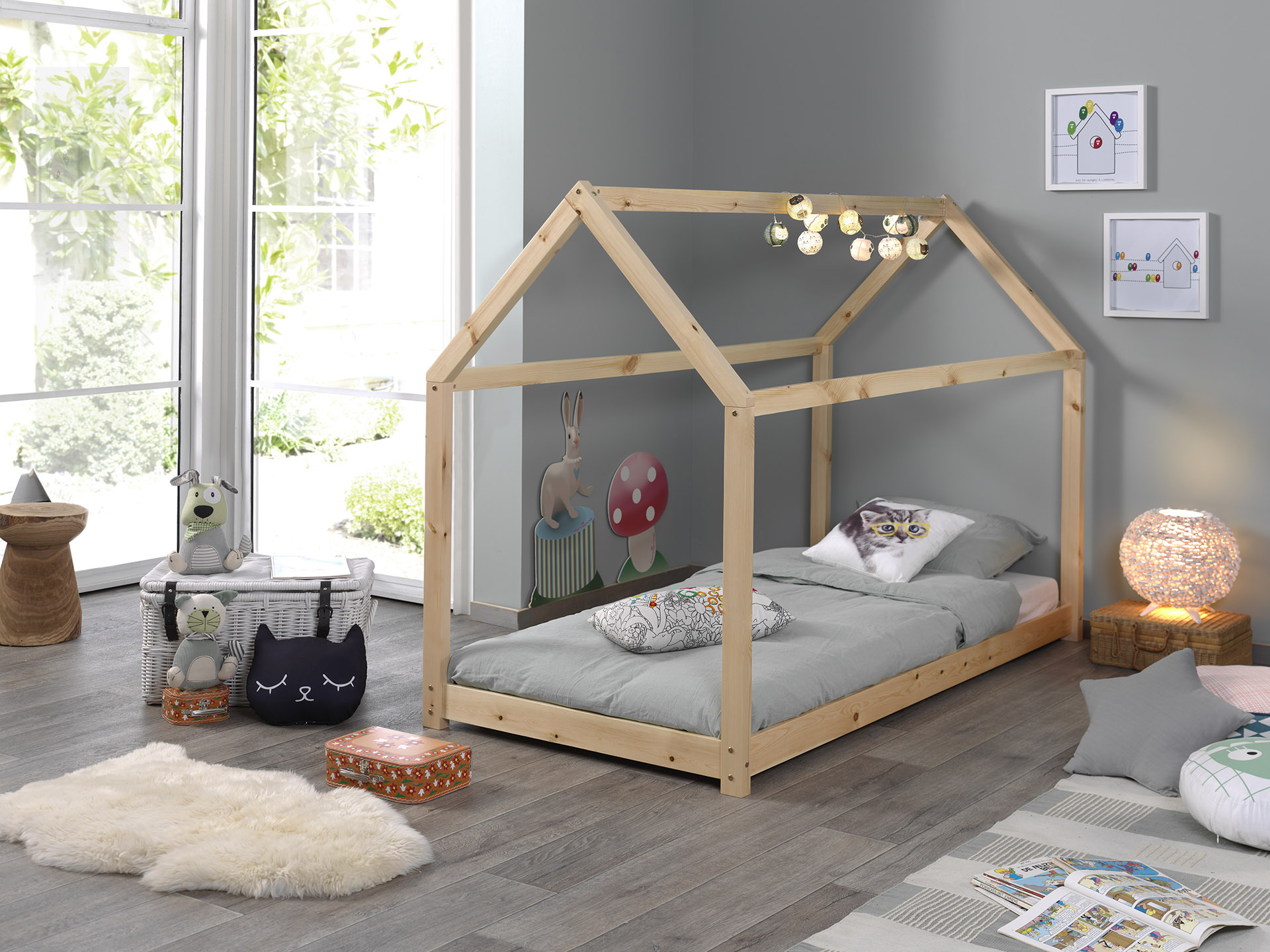 LUCEVI - Cabane bed + Lattenbodem + Matras - Bruin - 90x200x10 cm