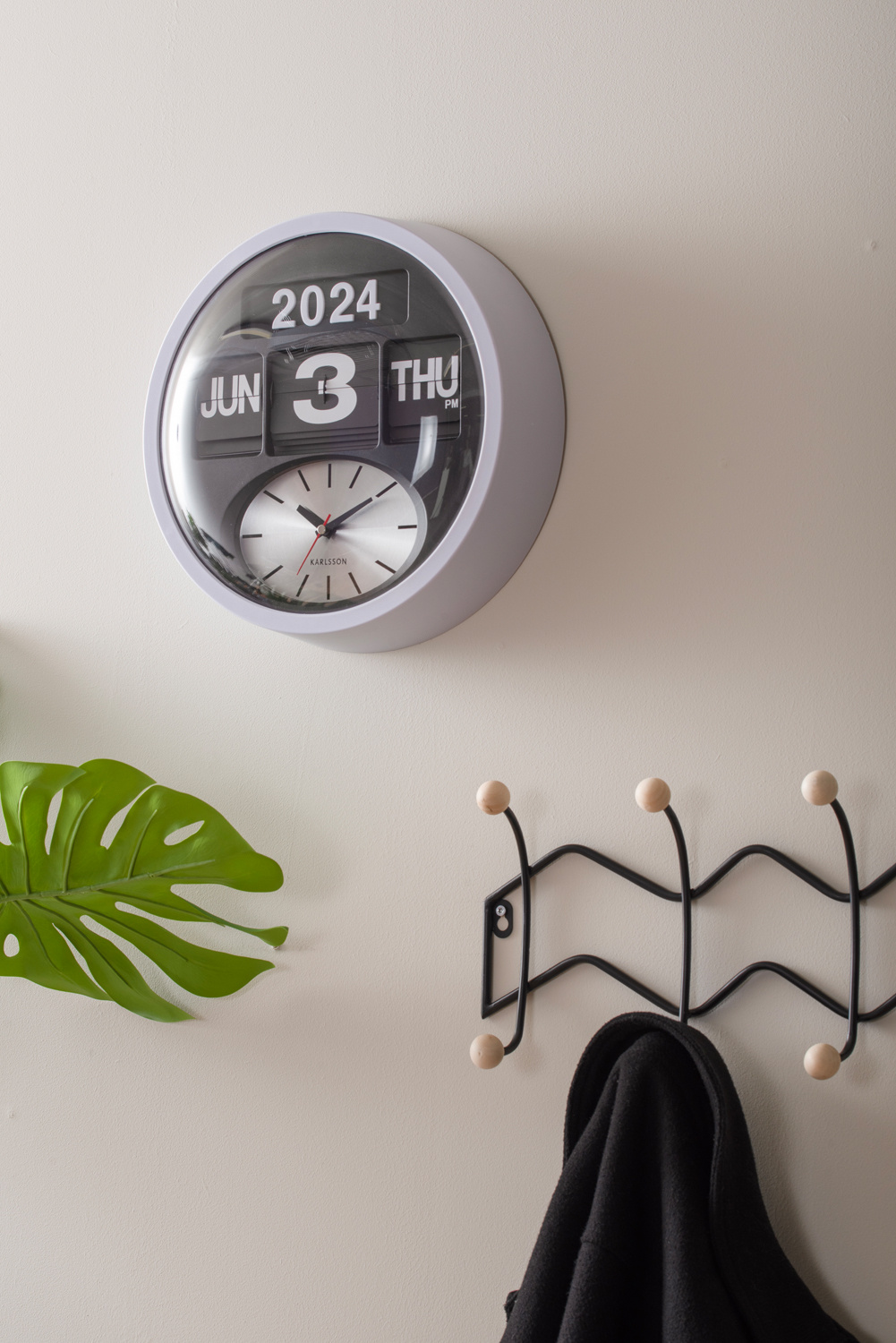 Karlsson - Wandklok Rond Flip - Wit- Ø32,6cm