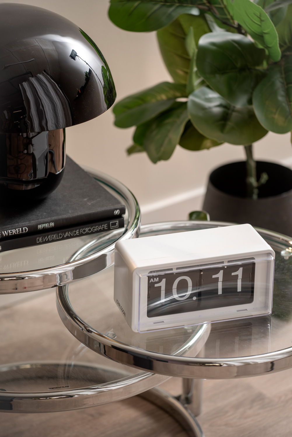 Karlsson - Wand/Tafelklok Retro Boxed Flip - Wit