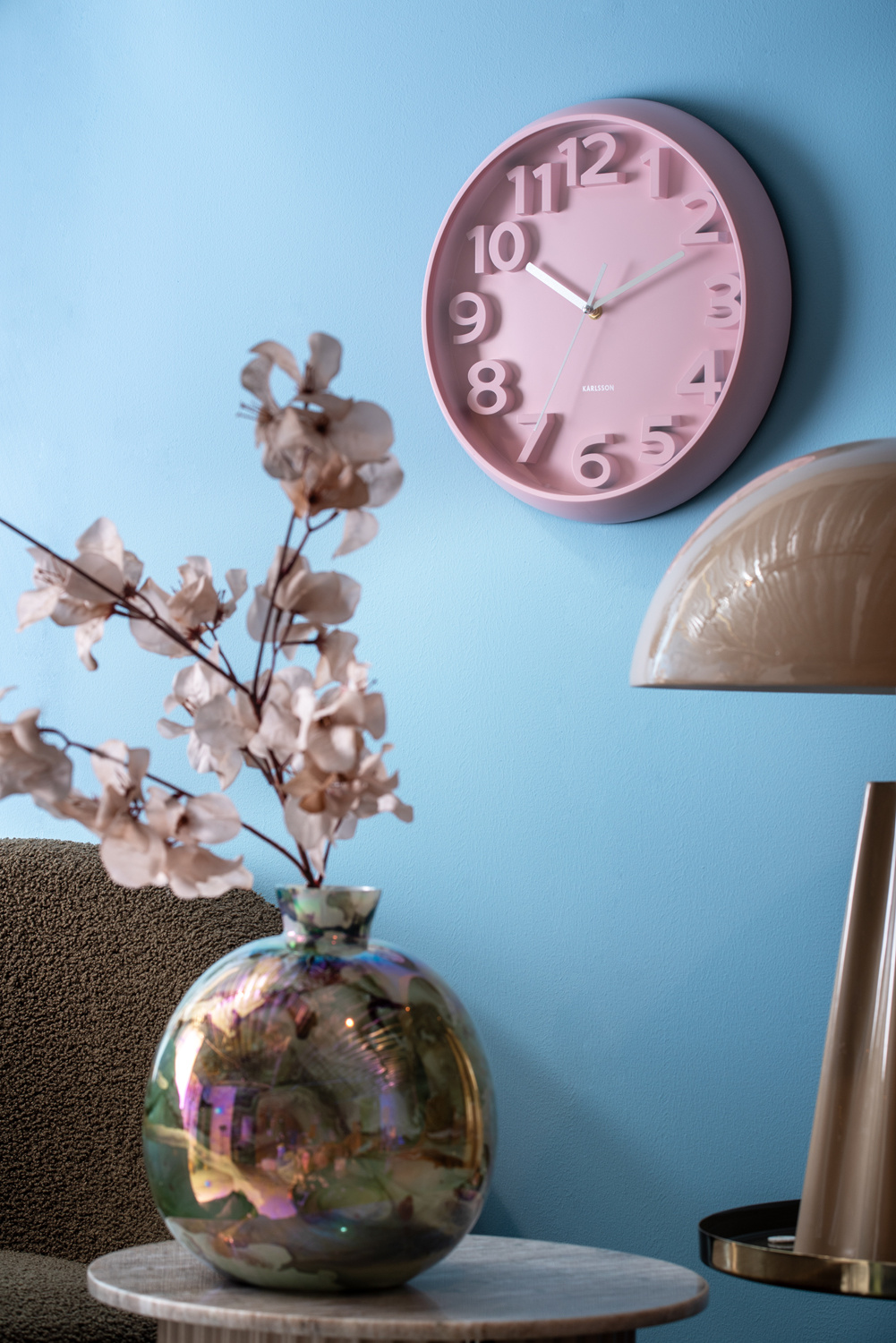 Karlsson - Wandklok Elevated Classic Numbers - Zachtroze- Ø33,5cm