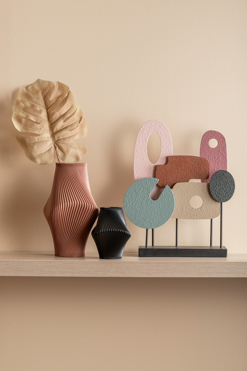 Present Time - Beeld Abstract Art Medium - Multicolor