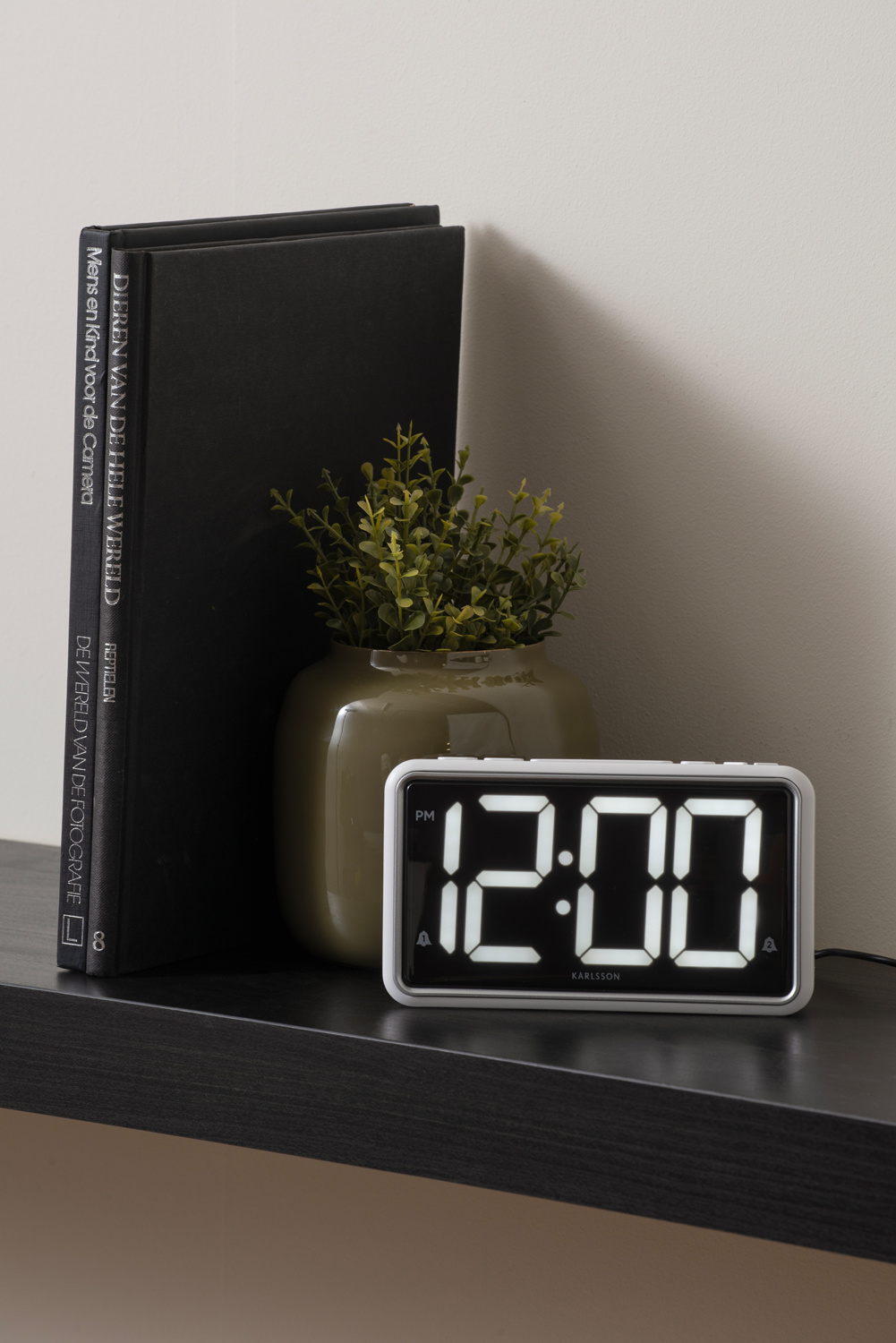 Karlsson - Wekker New Retro - Wit