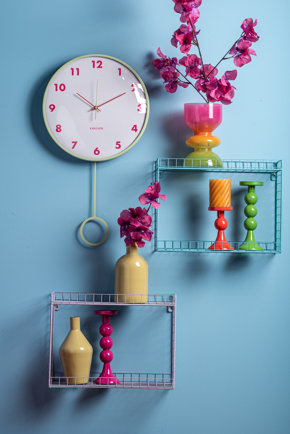 Karlsson - Wandklok Cheeky Dome Pendulum - Zachtgroen