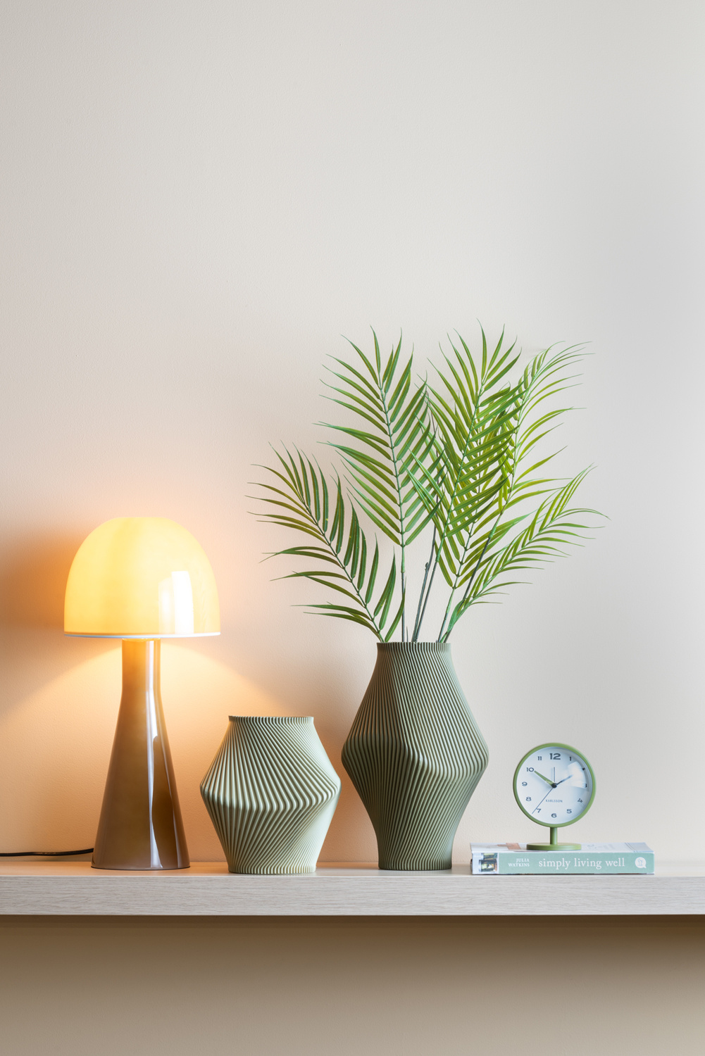 Present Time - Vaas Twisted Rib - Tea green