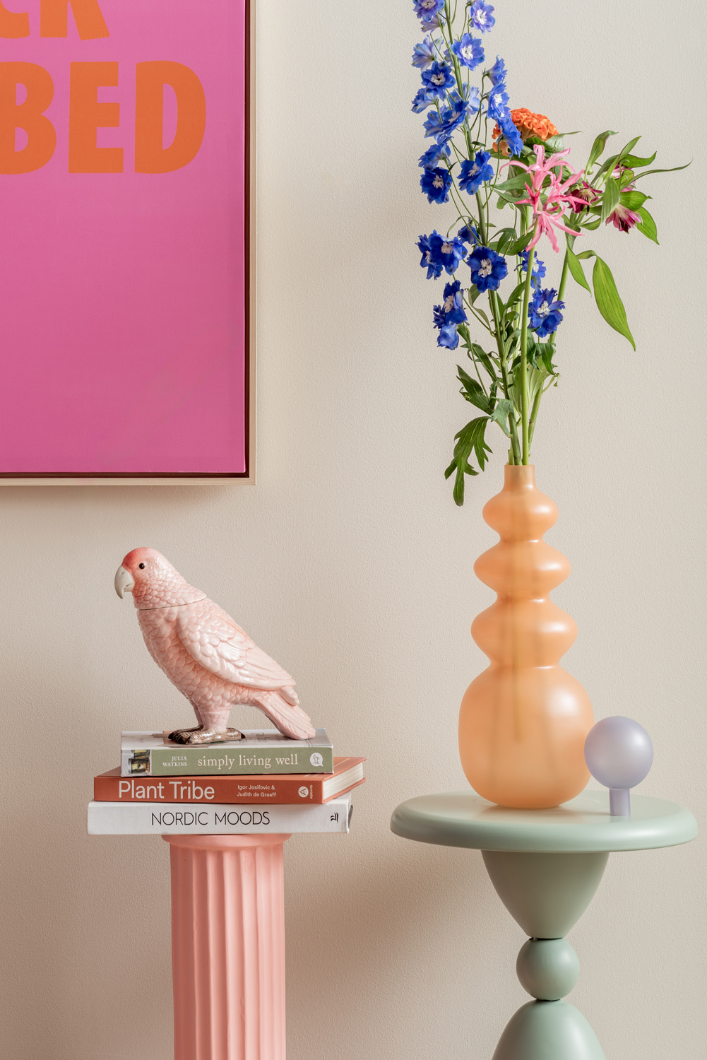 Present Time - Storage Jar Bird - Zachtroze