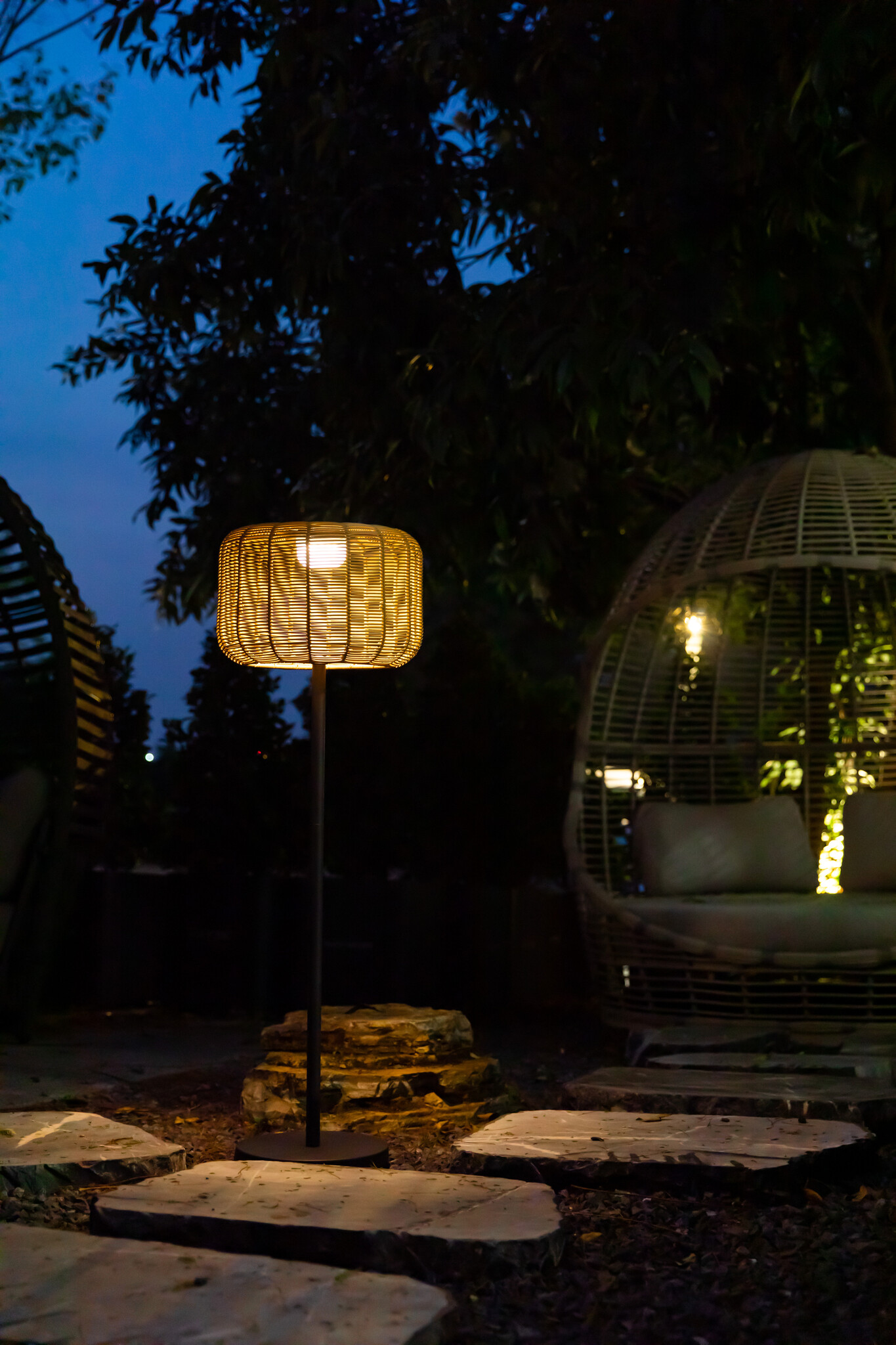 ZOMER-Sens-Line - Valerie Tuinlamp - Solar - Ø38cm - Rotan