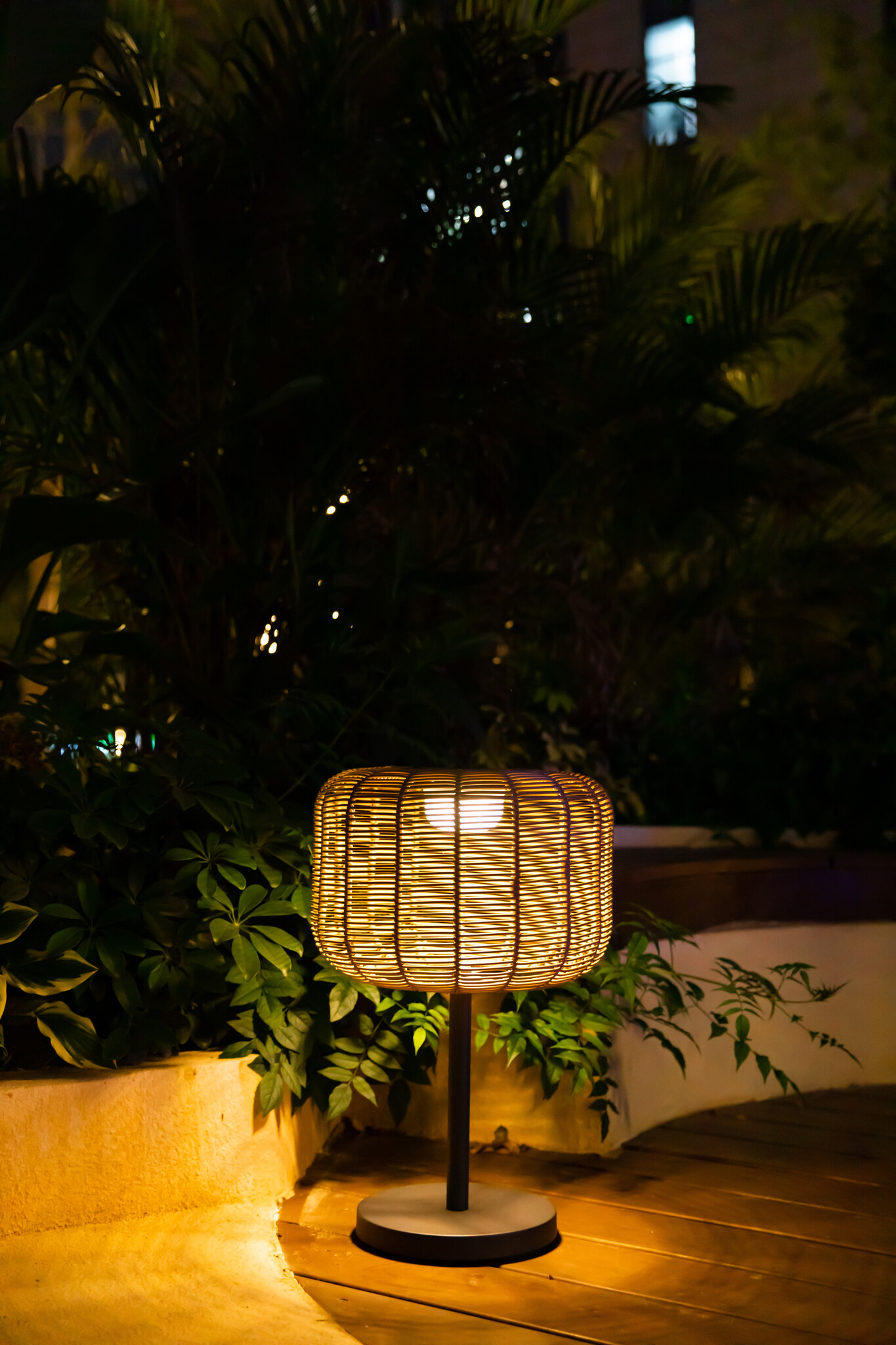 ZOMER-Sens-Line - Nina Tuinlamp - Solar - Ø35cm - Rotan