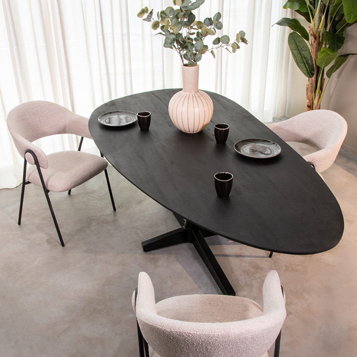 LABEL51 - Eetkamertafel Rosie - Zwart - 110x260x76cm