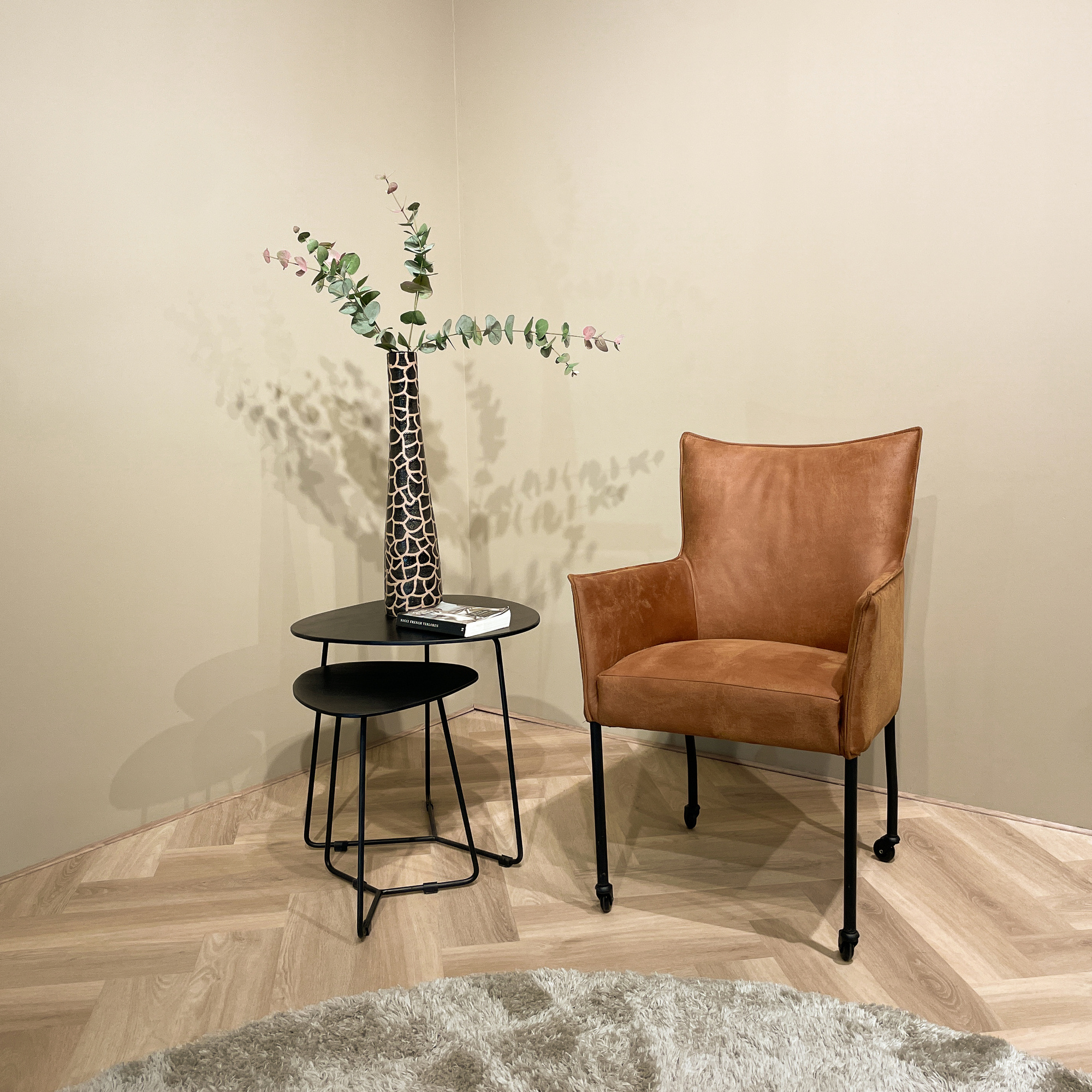 Brix - Salontafel Brix Ivy Zwart - 70x70x43 - Mangohout