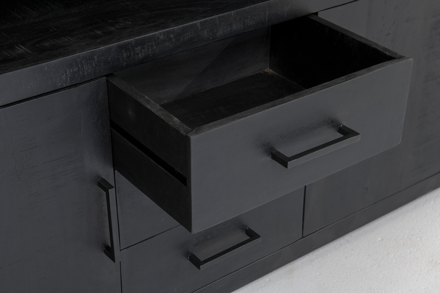 Livingfurn - Dressoir Jaxx 180cm - Mangohout