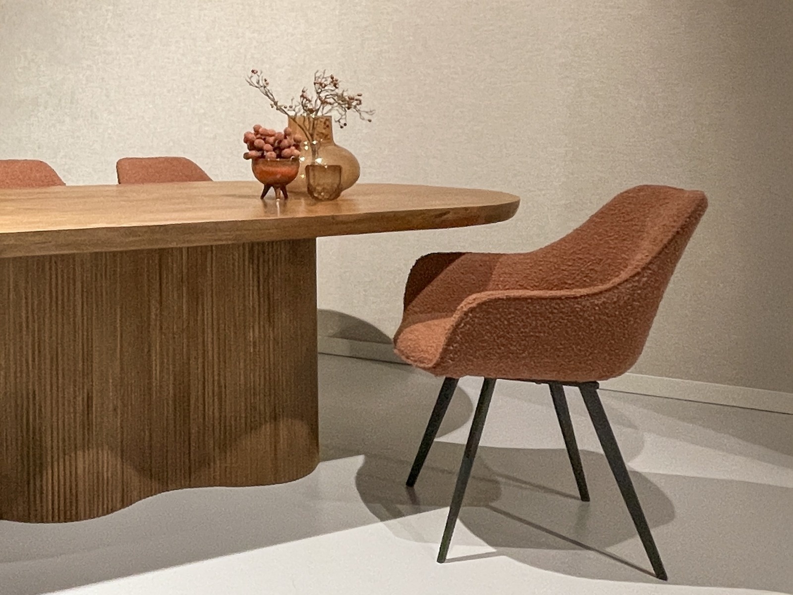 Livingfurn - Eetkamerstoel Luca Boucle Leaf Brown - 2 stuks