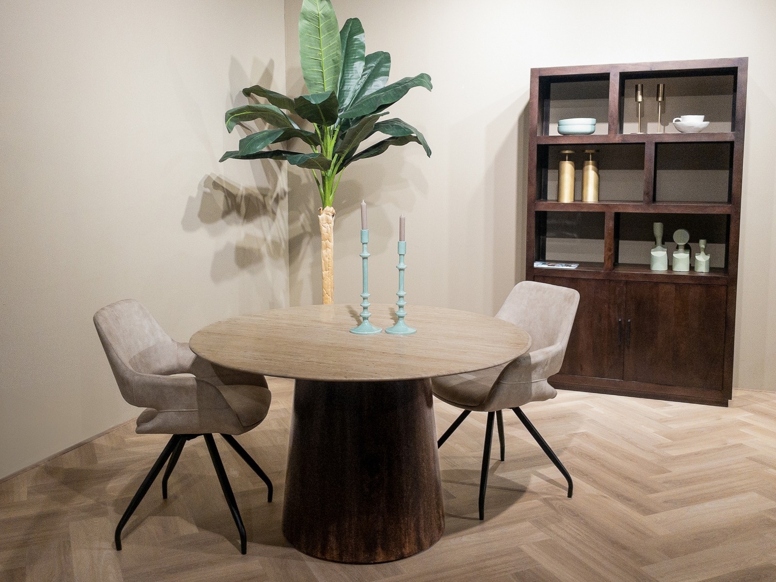 Livingfurn - Eetkamertafel Valentino Round 130cm - Mangohout / Travertin