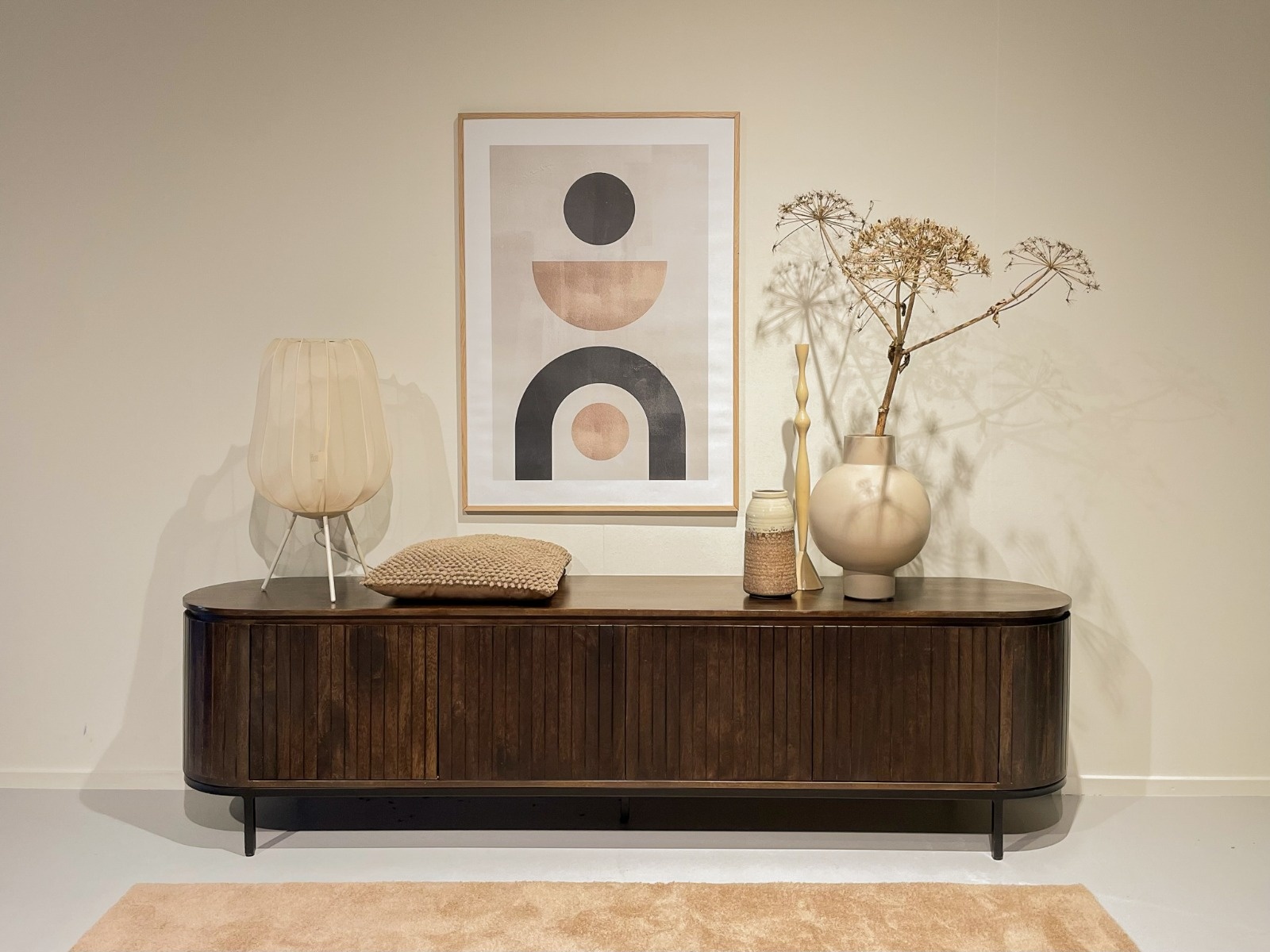 Livingfurn - TV Meubel Noor Walnut 210cm - Mangohout / Gecoat Staal