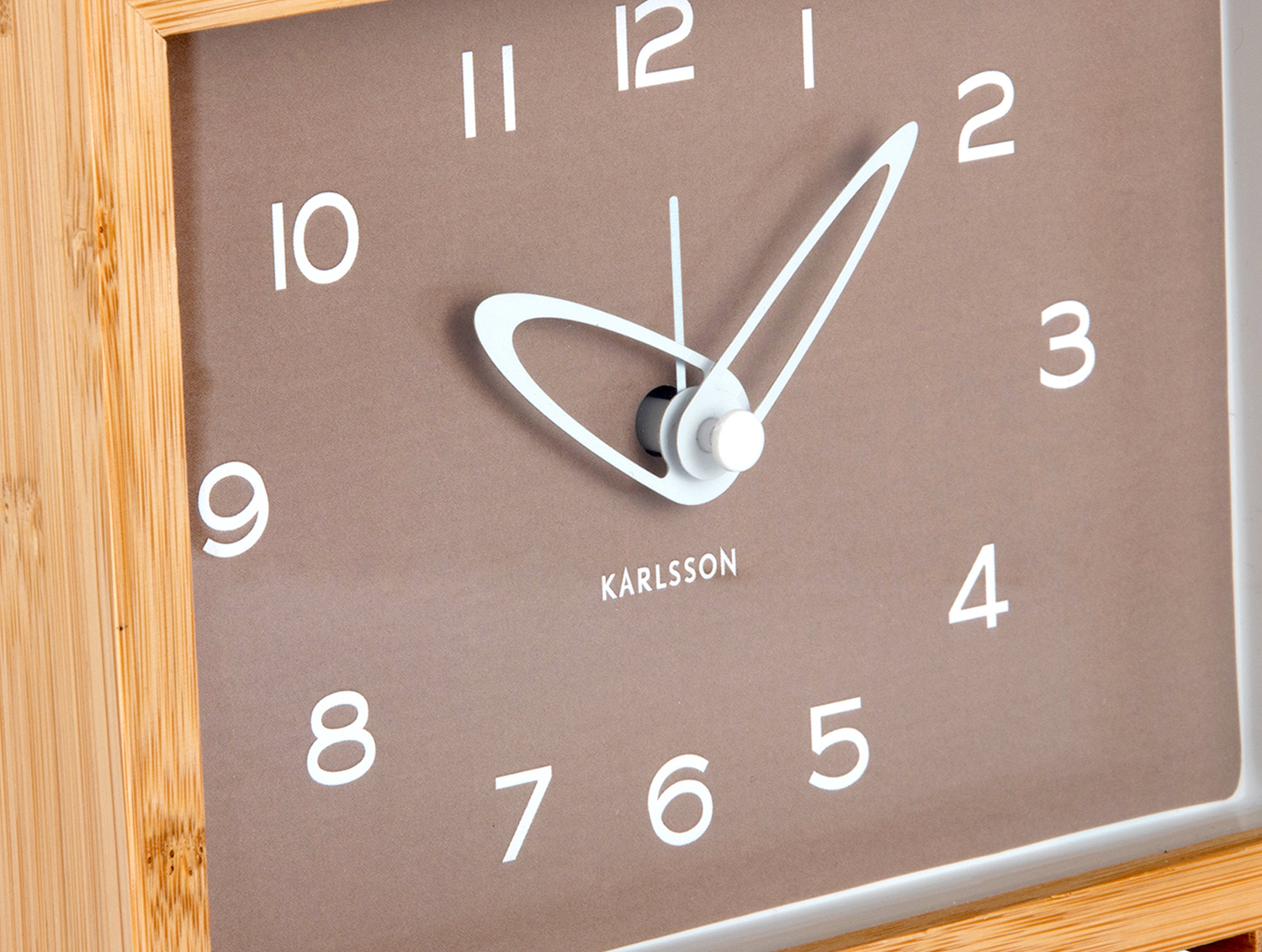 Karlsson - Wekker Tipico - Mocha brown