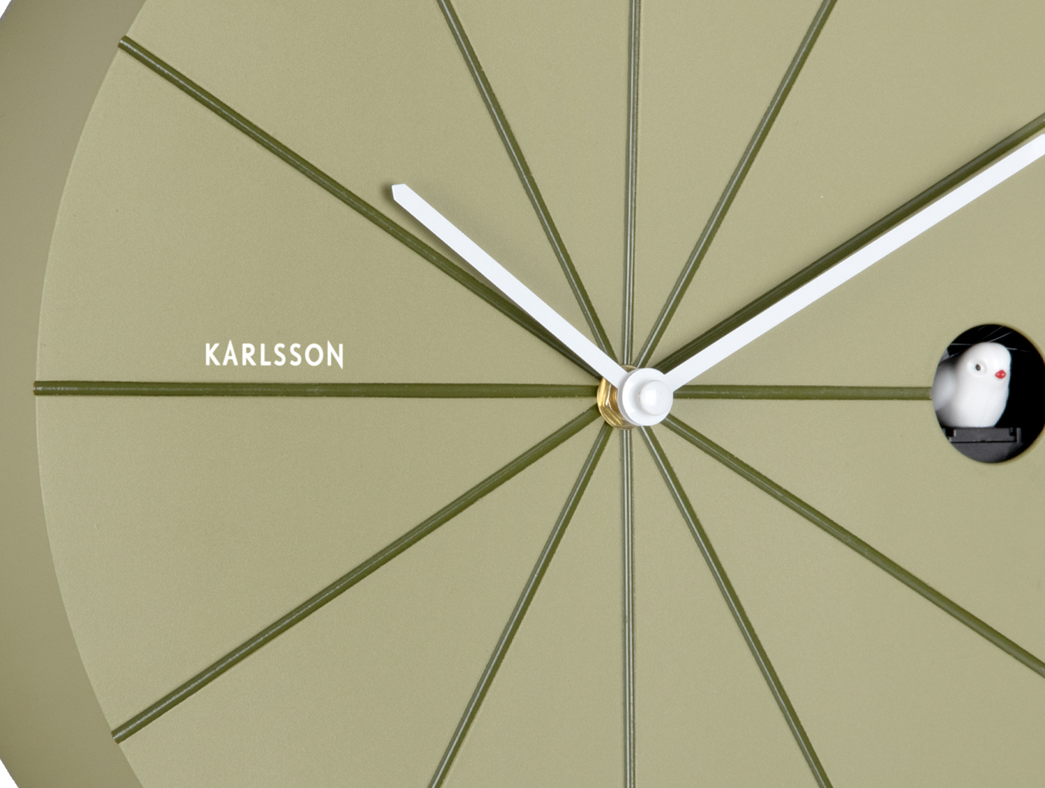 Karlsson - Wandklok Destacado Cuckoo - Olive green w. luxury green- Ø28cm