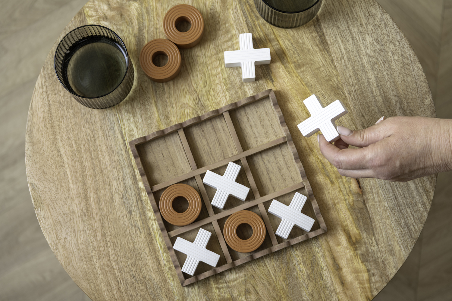 Present Time - Tic Tac Toe - Brick orange