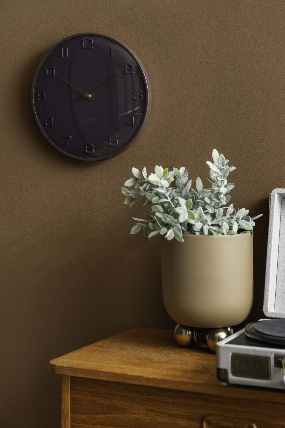 Karlsson - Wandklok Fuerte Dome - Earth brown- Ø30,5cm