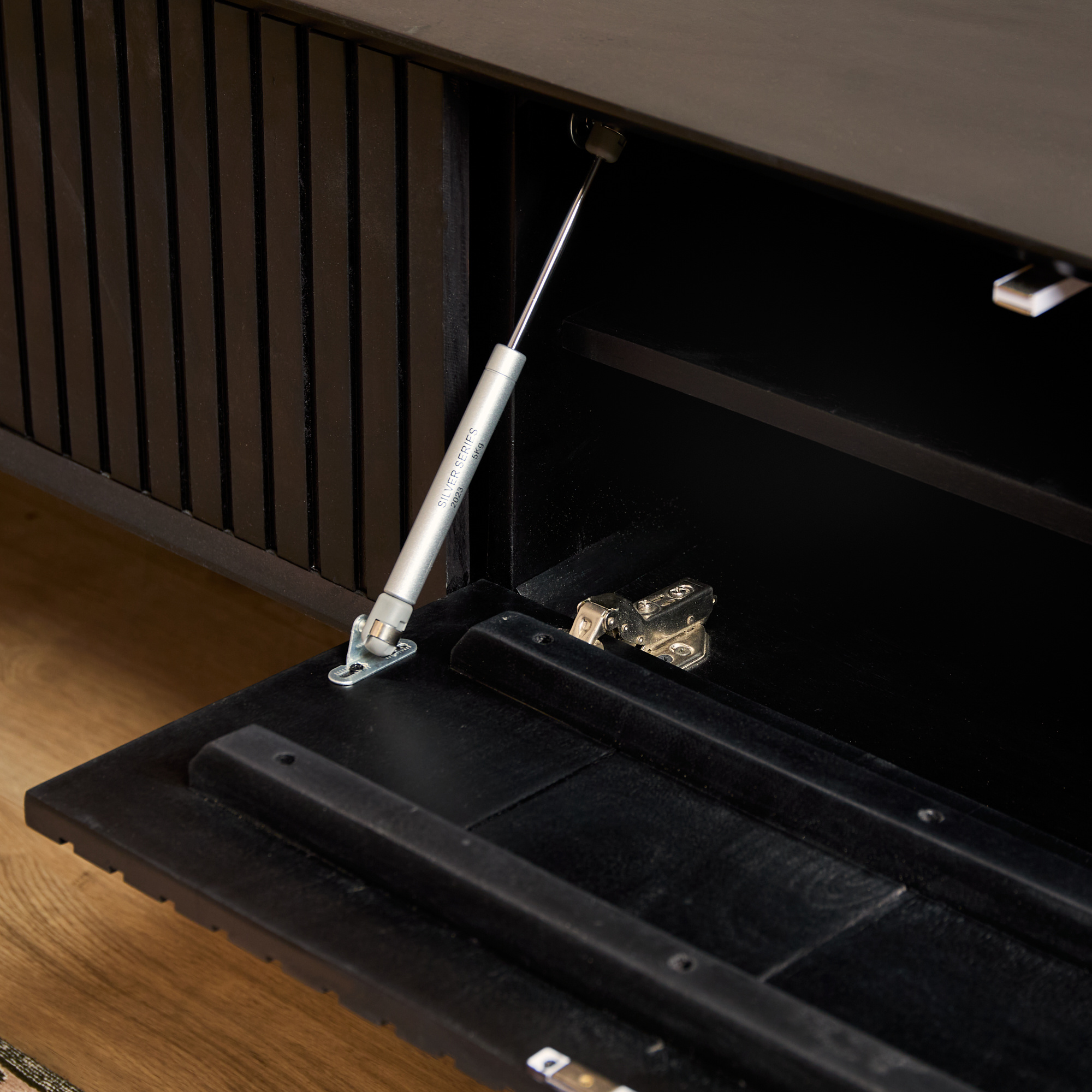 Starfurn - Zwevend tv meubel Madison Black - 280 cm