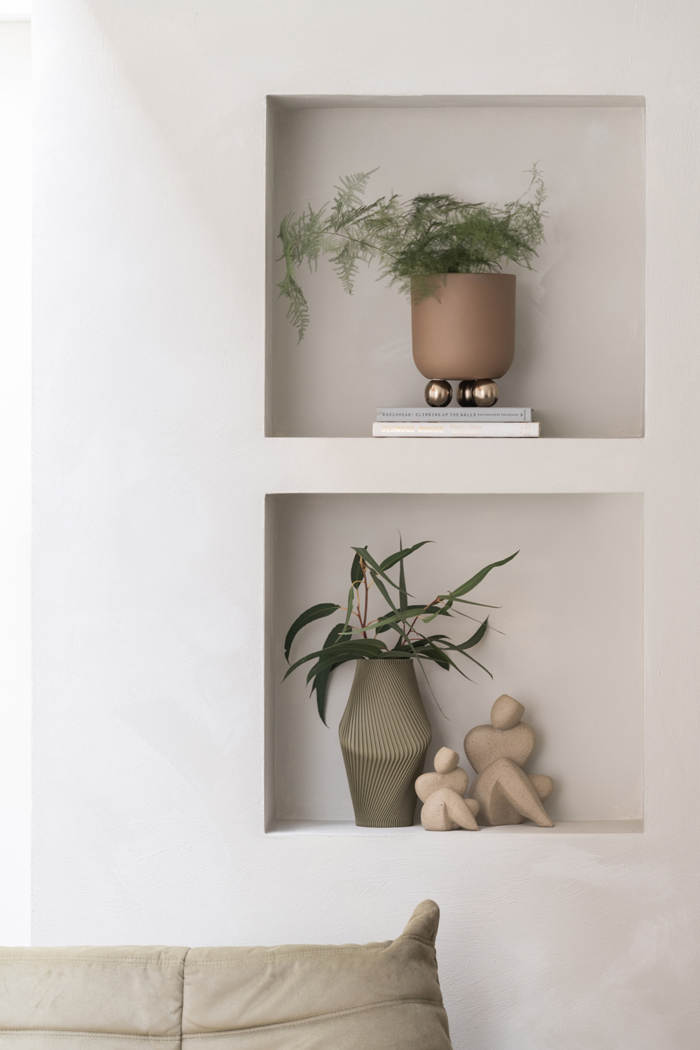 Present Time - Beeld Abstracto Tip Small - Zachtbruin