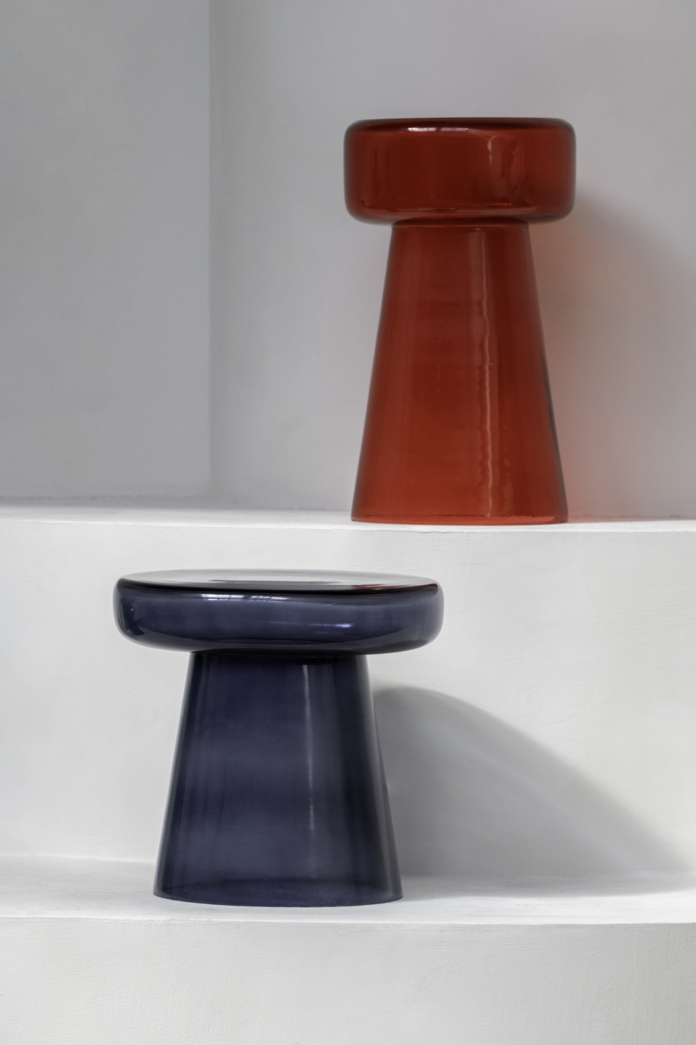 Leitmotiv - Bijzettafel Corcho - Bright red