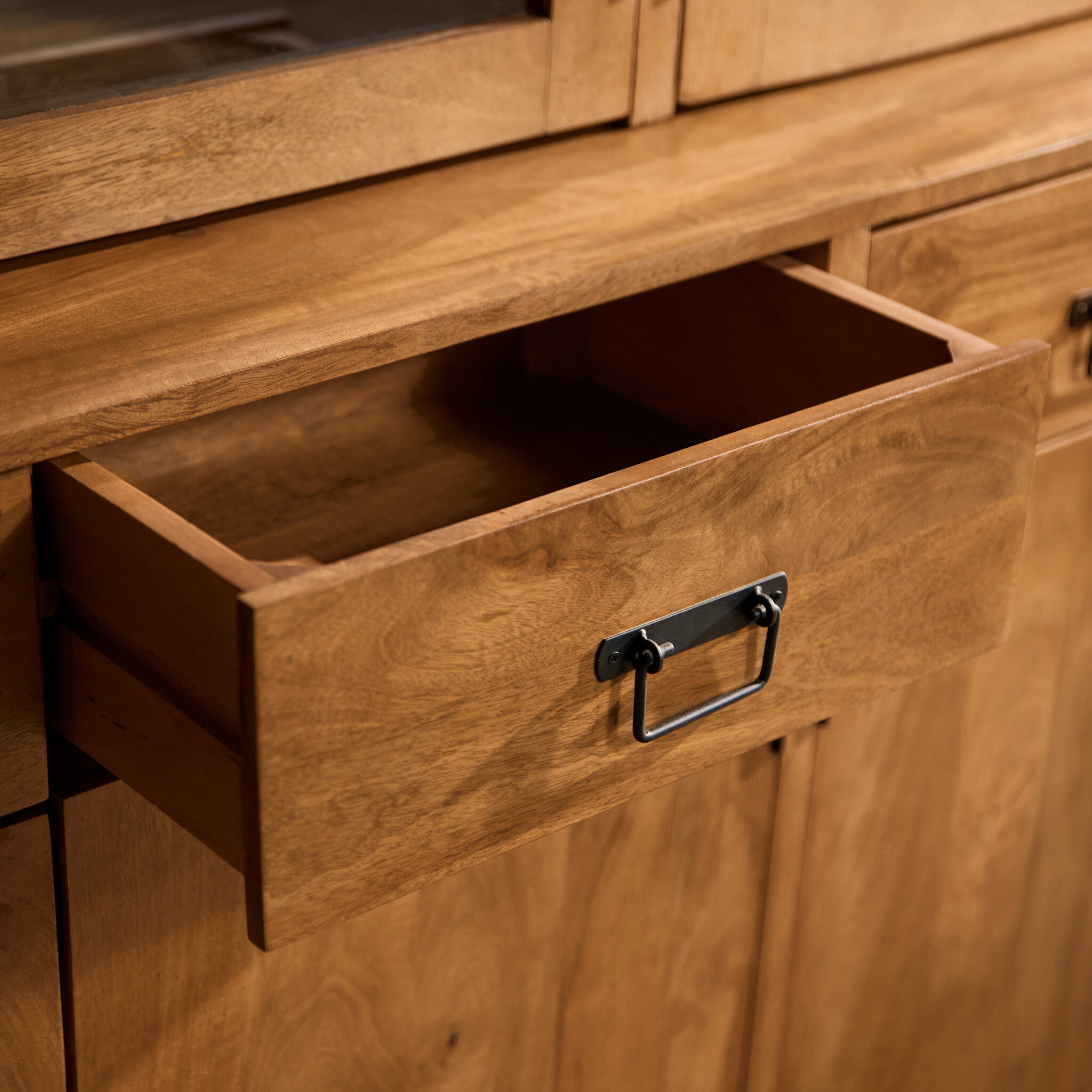 Starfurn - Vitrinekast Boaz - Bruin - 45x200x220 cm