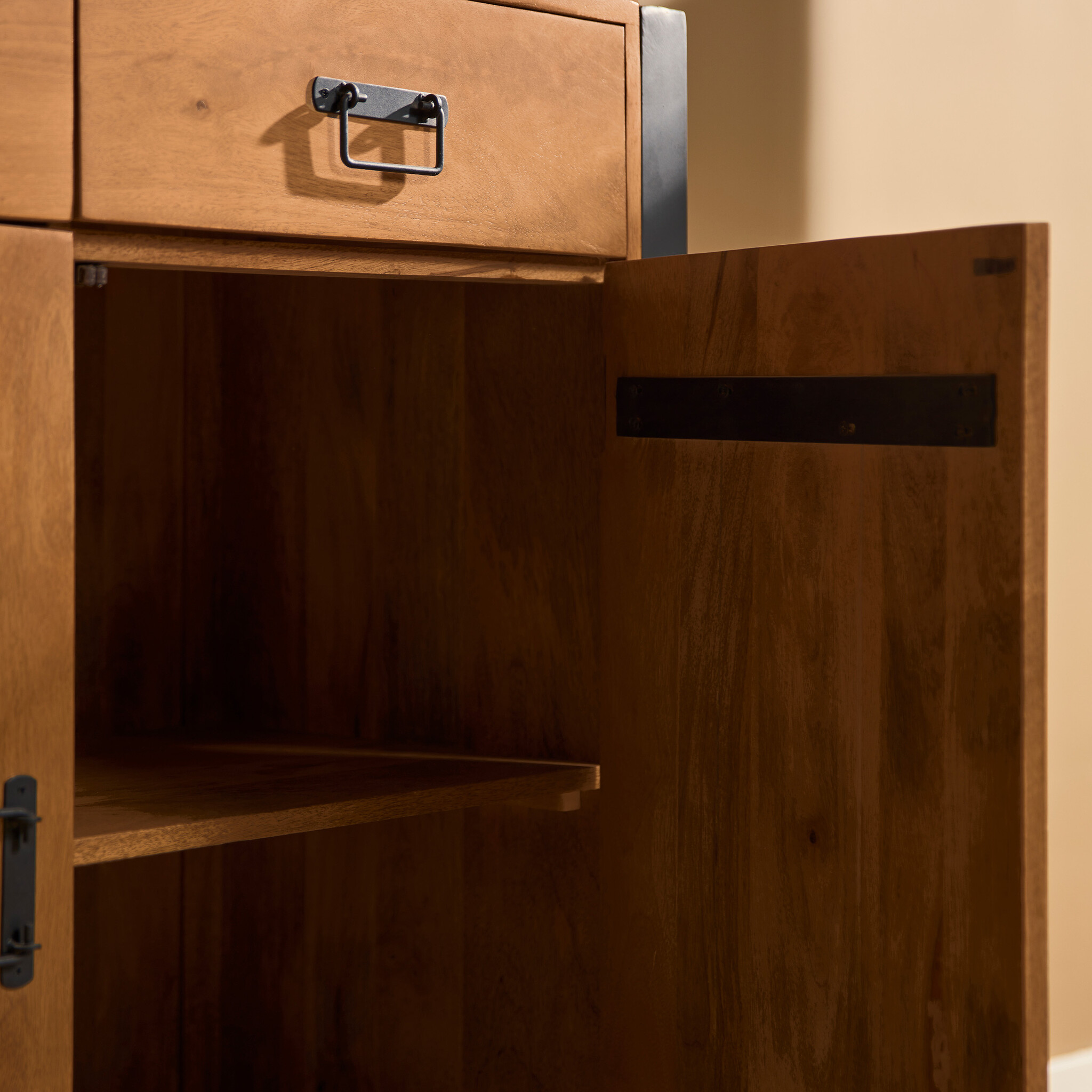 Starfurn - Vitrinekast Boaz - Bruin - 45x200x220 cm