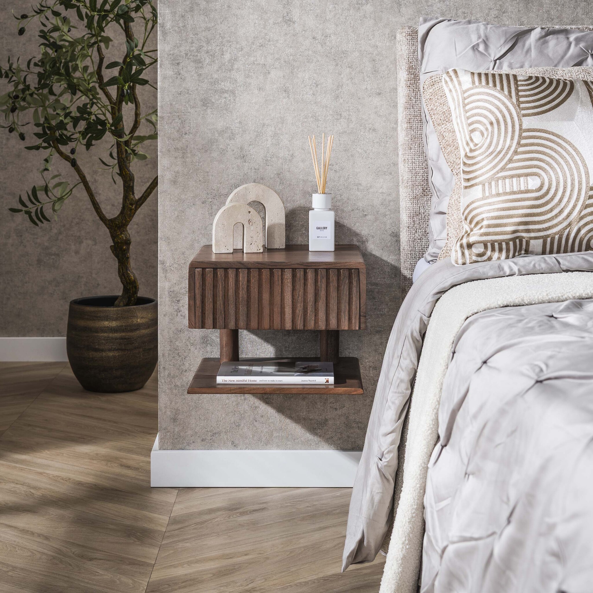 Hoyz Collection - Nachtkastje Carve Shelve Zwevend 1 Lade - Massief Acacia Bruin