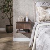 Hoyz Collection - Nachtkastje Carve Shelve Zwevend 1 Lade - Massief Acacia Bruin