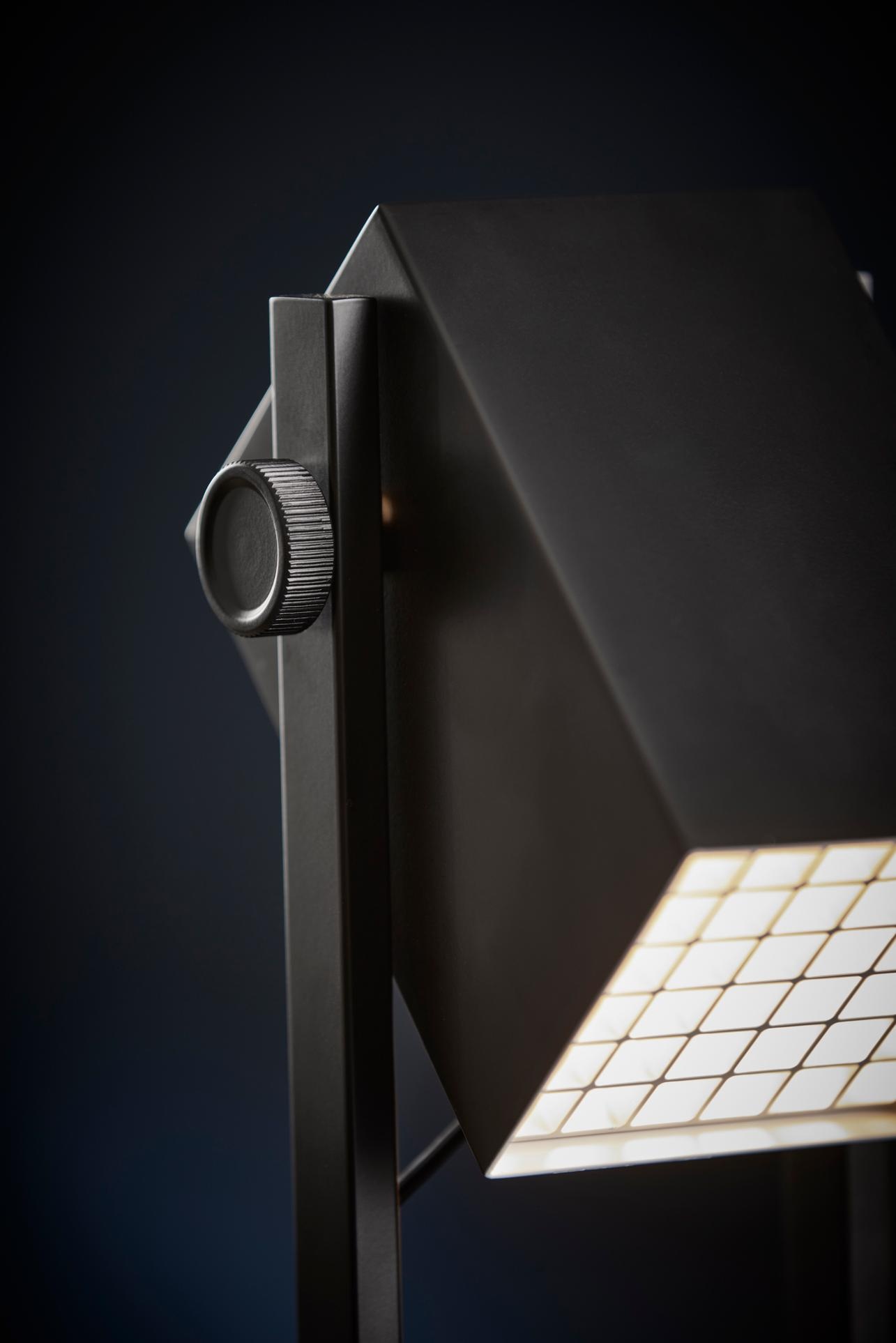 Frandsen - Tafellamp BF Quadro - Zwart - 14x11x45cm