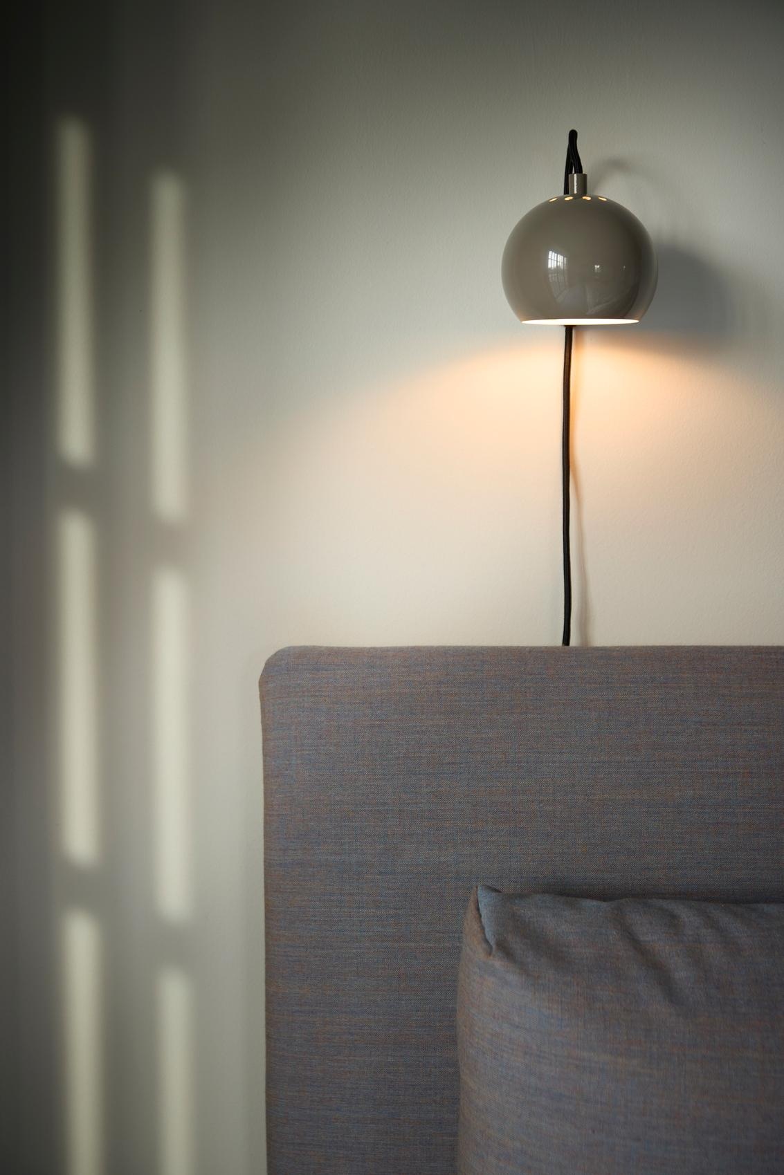 Frandsen - Wandlamp Ball - Grijs - 16x12x10cm