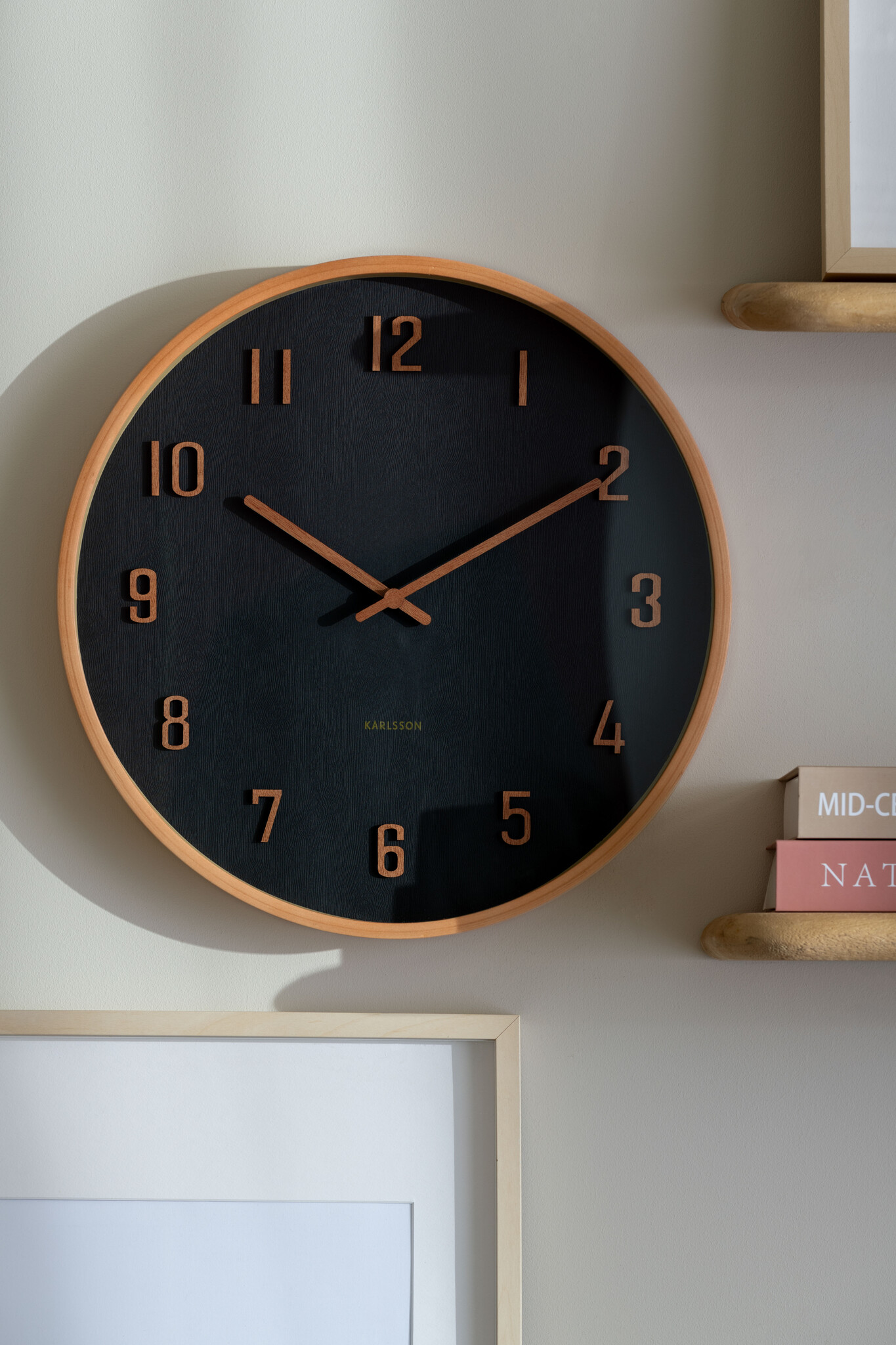 Karlsson - Wall Clock Nervadura - Zwart - Ø40,8cm