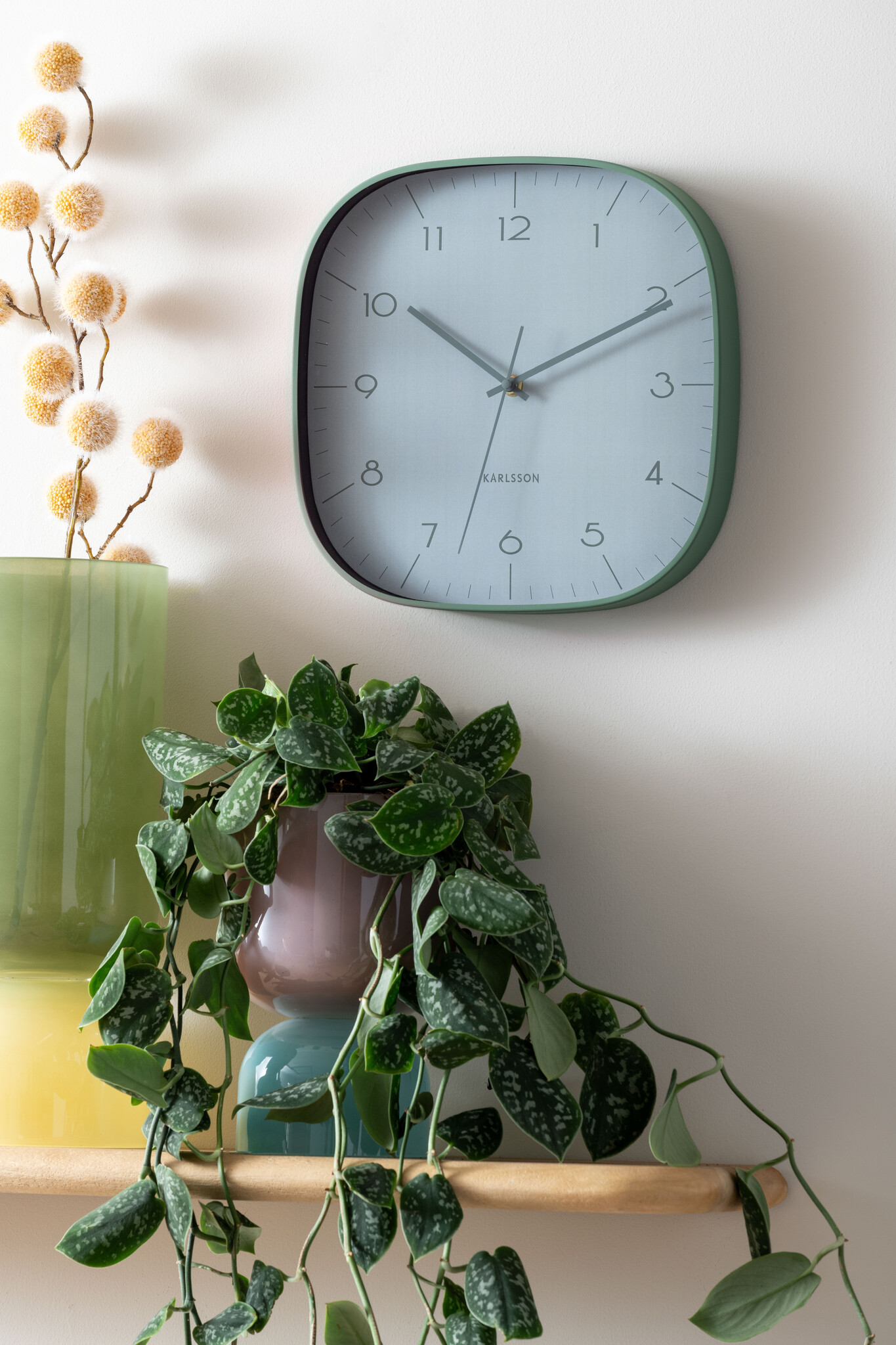 Karlsson - Wall Clock Grato Cuadrado - Groen - Øcm