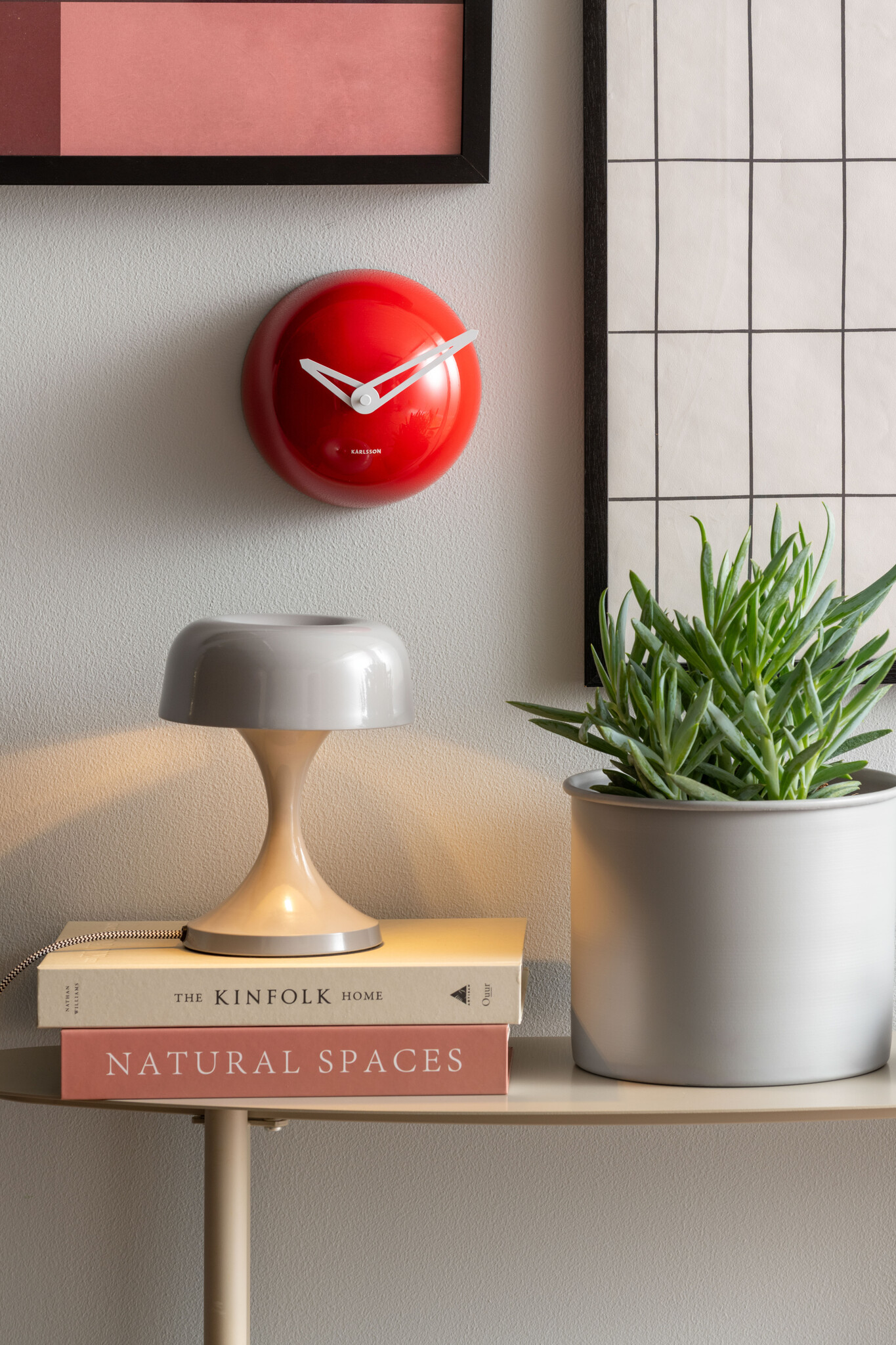 Karlsson - Wall Clock Cool Retro Cap - Rood - Ø15cm