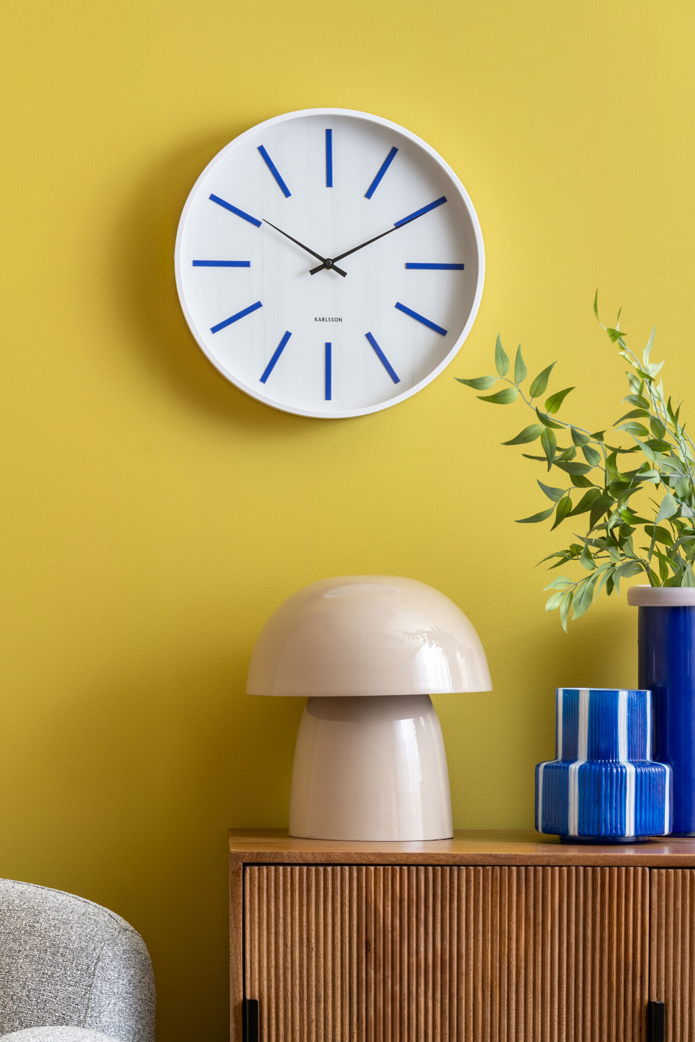 Karlsson - Wall Clock Arruga Retro - Wit - Ø40cm