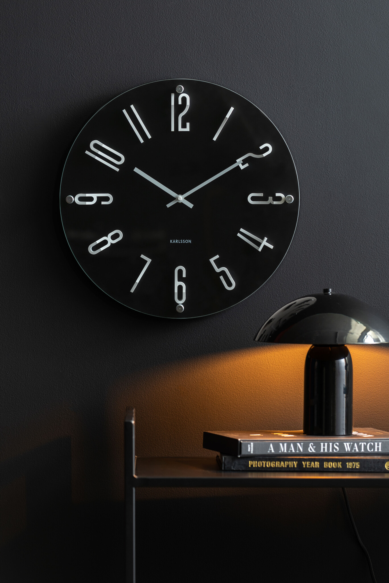Karlsson - Wall Clock Esencia Elevated - Zwart - Ø40cm