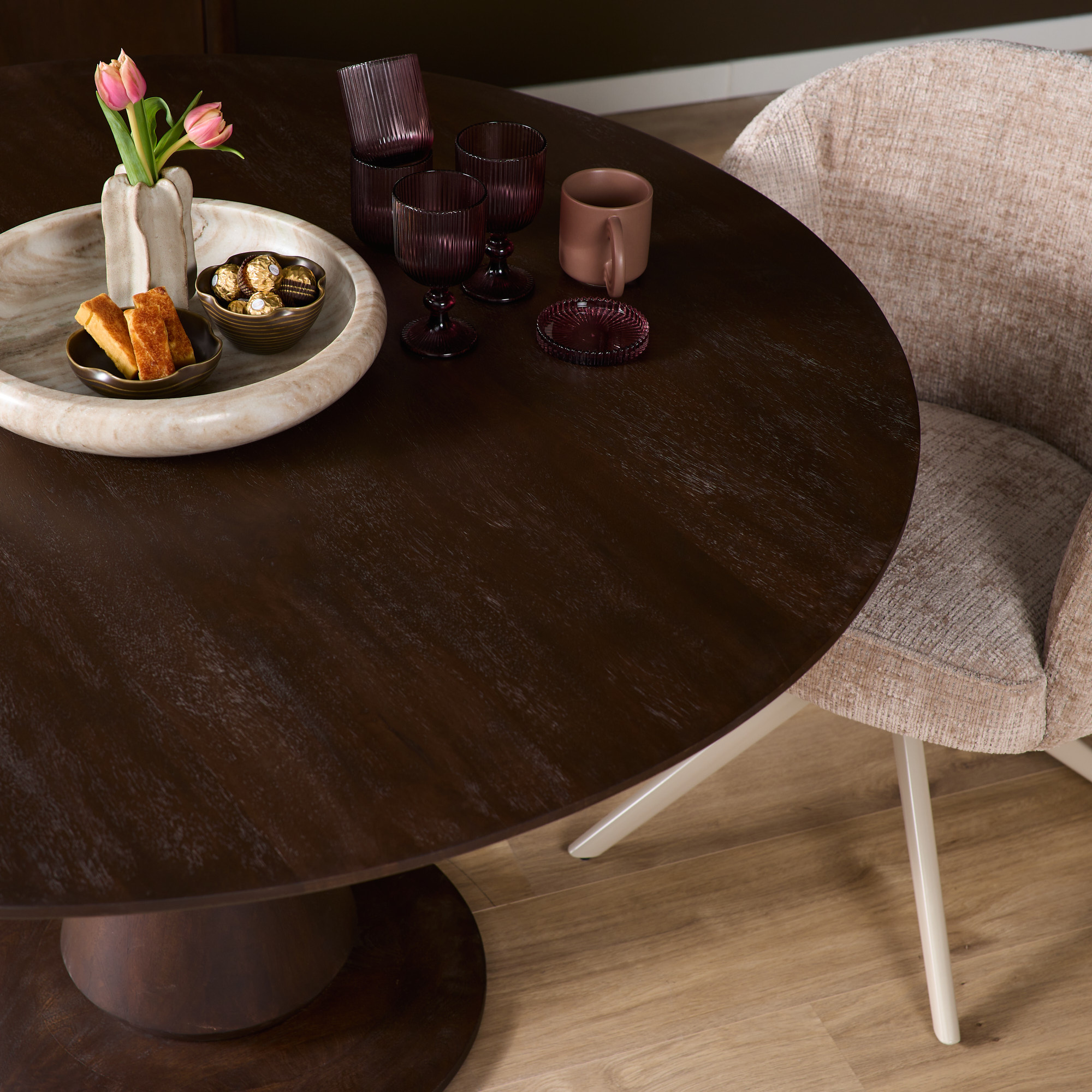 Starfurn - Eettafel Lima - Bruin - 130x130x76cm