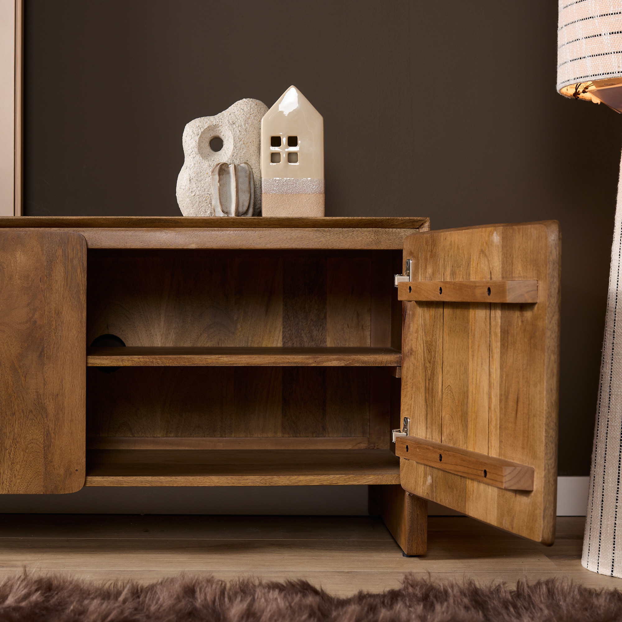 Starfurn - Tv meubel Tense - Bruin - 40x150x50 cm