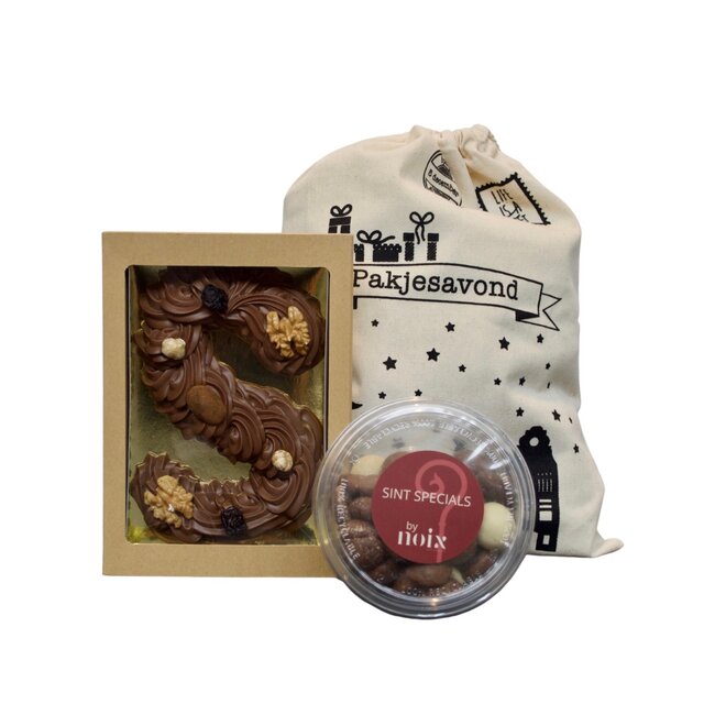 Sinterklaaspakket luxe chocolade kruidnoten met een handgespoten chocoladeletter - canvas